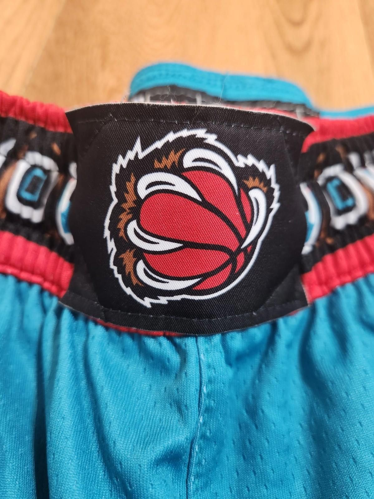 Nike Nike Memphis Vancouver Grizzlies Swingman Shorts Size 34 (M) Size ONE SIZE - 3 Thumbnail