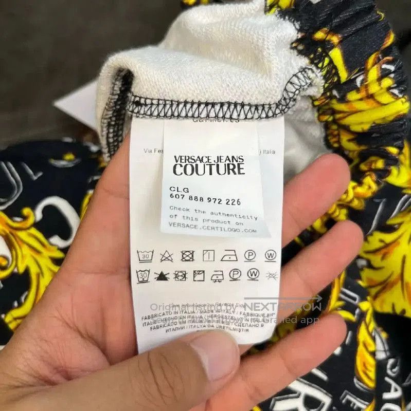 Versace Versace Yellow Cotton Cropped Sweatshirt . Size XS / US 0-2 / IT 36-38 - 5 Thumbnail
