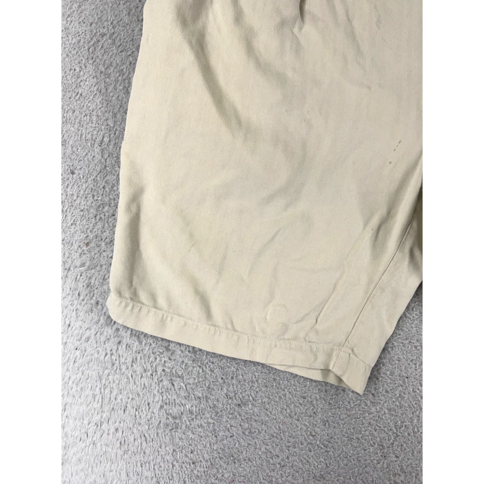 Tommy Bahama Tommy Bahama Shorts Men 35 Beige 100% Silk Pleated Golf Vacation Beach Resort Size US 34 / EU 50 - 3 Thumbnail