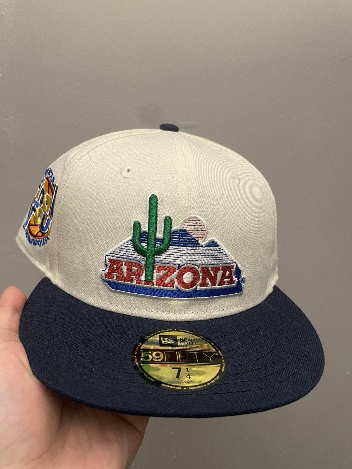 New Era Hat club Arizona wild cats university of Arizona 7 1/4 Size ONE SIZE - 1 Thumbnail