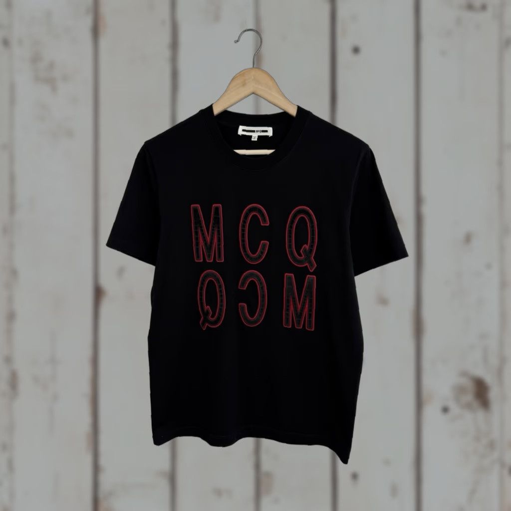 Alexander McQueen Alexander McQueen London Rare T-Shirt Retro Hype Y2K Black M Mens Retro T-Shirt Short Sleeve Sizes M Size US M / EU 48-50 / 2 - 1 Thumbnail