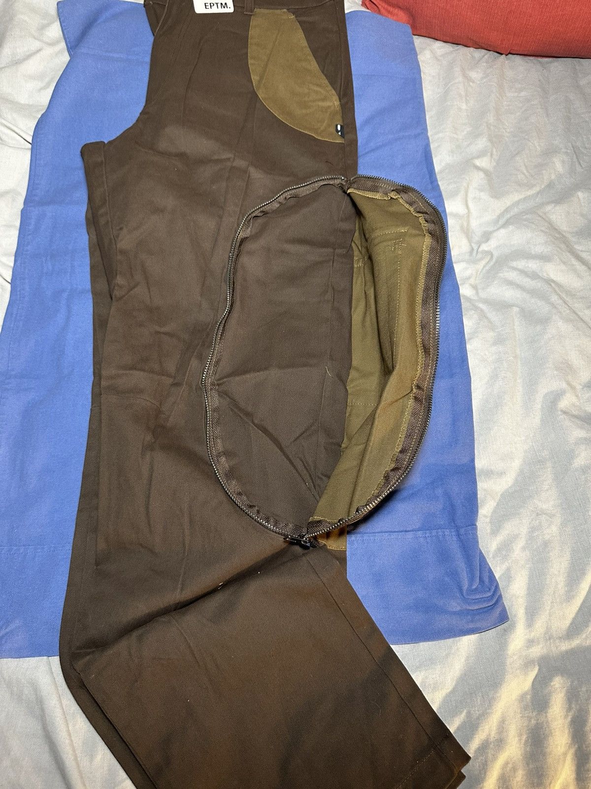 Designer × EPTM. EPTM BROWM CARGO PANTS Size US 32 / EU 48 - 2 Thumbnail