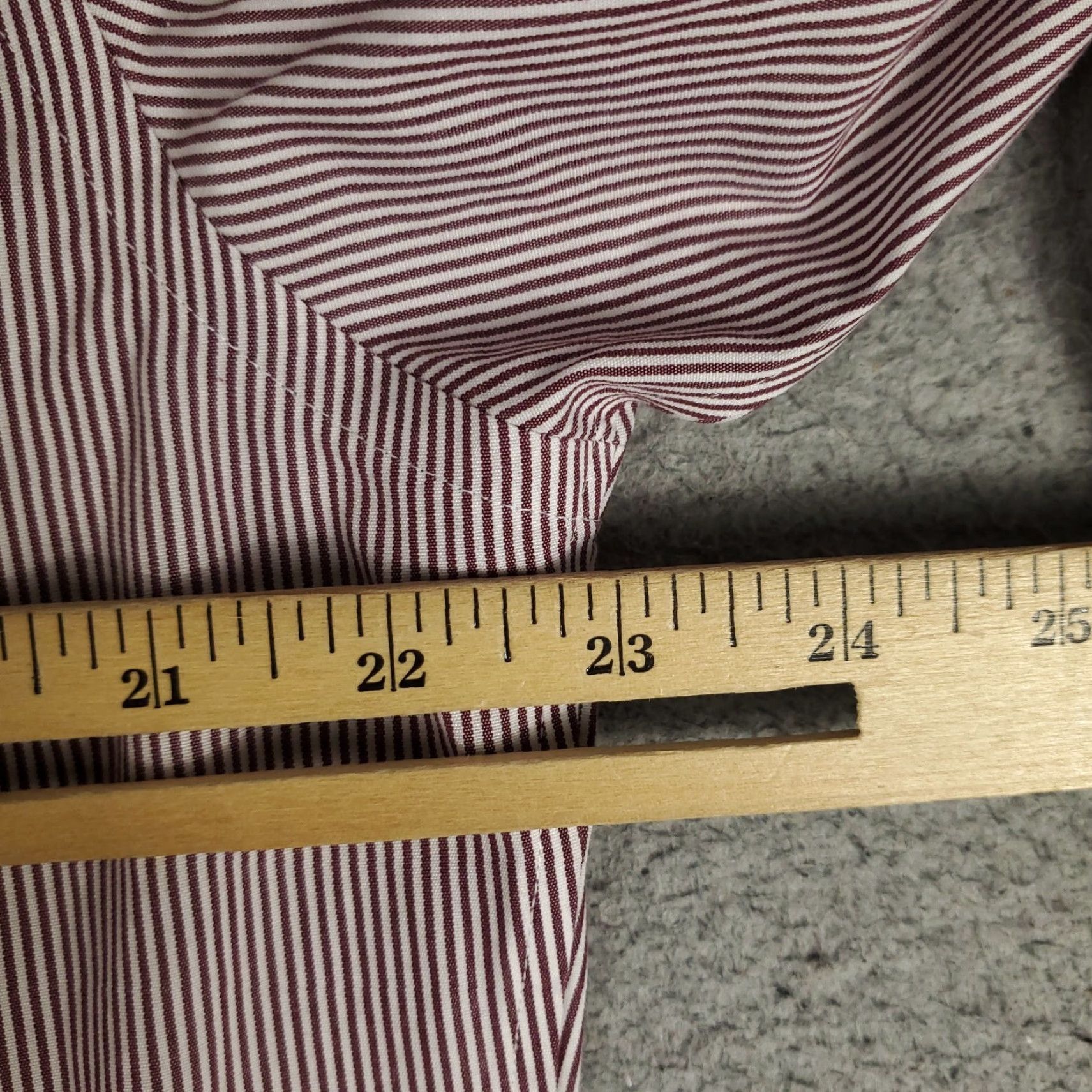 Brooks Brothers VINTAGE Brooks Brothers Dress Shirt Men 16 Long Sleeve Cotton Maroon Striped Business Formal Classic Size 42R - 5 Thumbnail