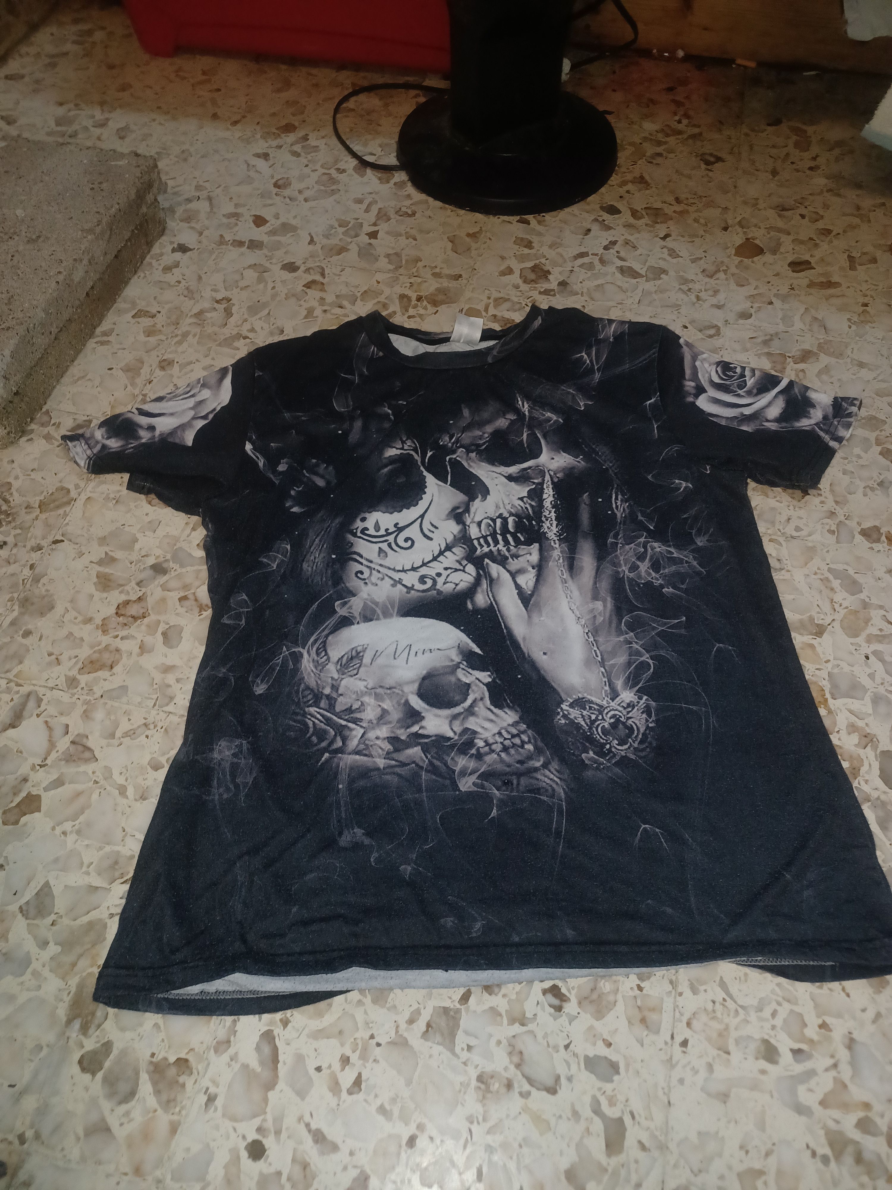 Other Women's Tee Skulls Theme Large Black & White Size L / US 10 / IT 46 - 1 Thumbnail