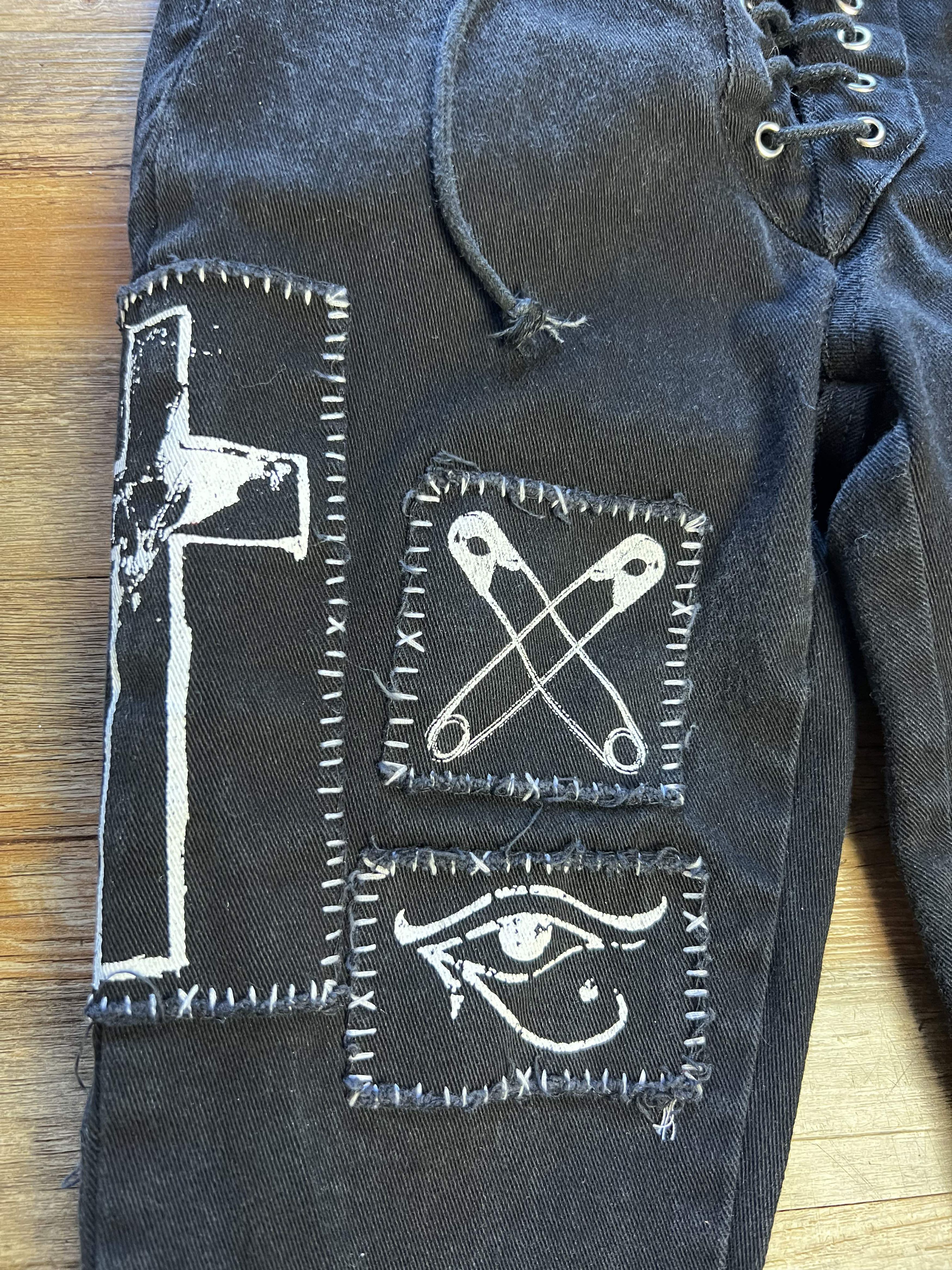 Current Mood Dolls Kill Current Mood Patchwork Lace Up Front Skinny Jeans Size 22" - 6 Thumbnail