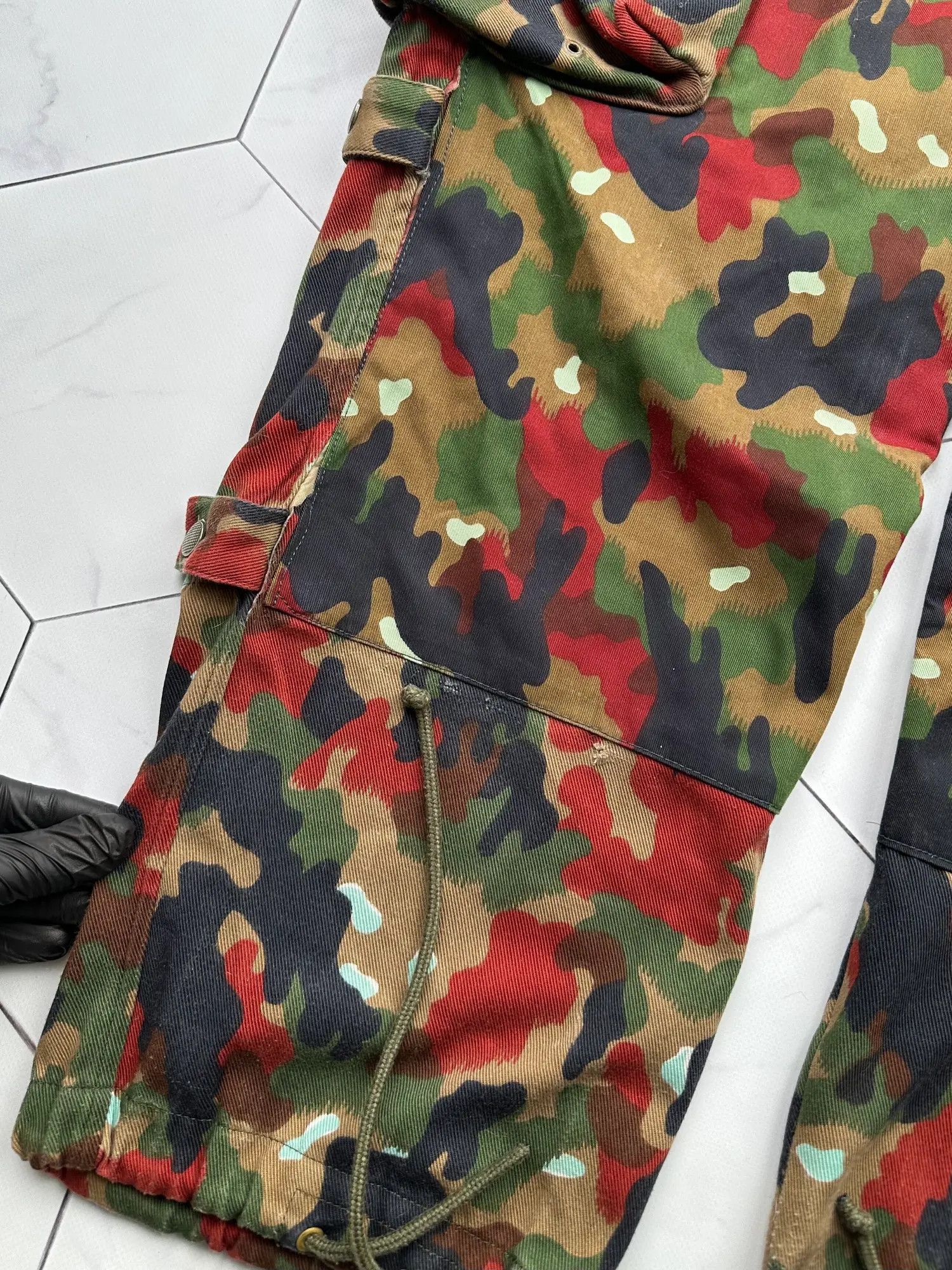 Japanese Brand Vintage Military Cargo Bondage Pants (B601)E2 Size US 36 / EU 52 - 4 Thumbnail