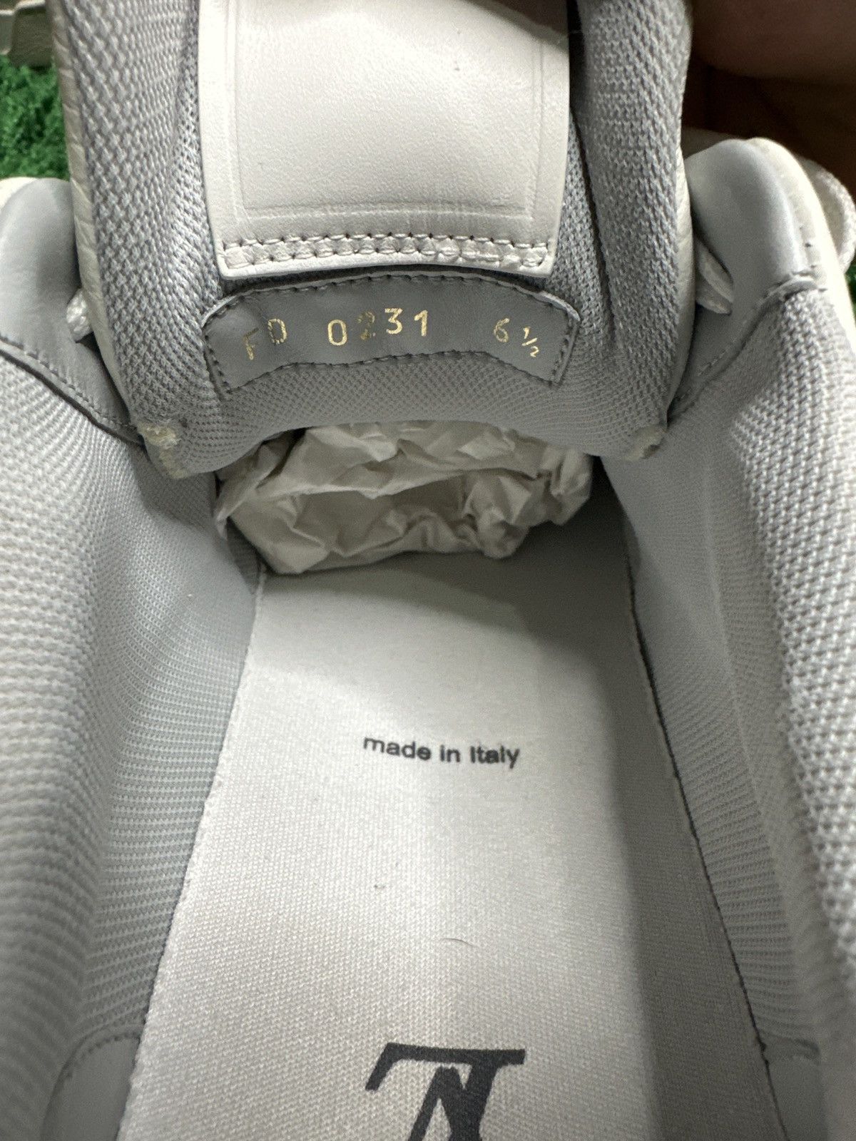 Louis Vuitton Louis Vuitton White Grey Trainers Size US 8.5 / EU 41-42 - 6 Thumbnail