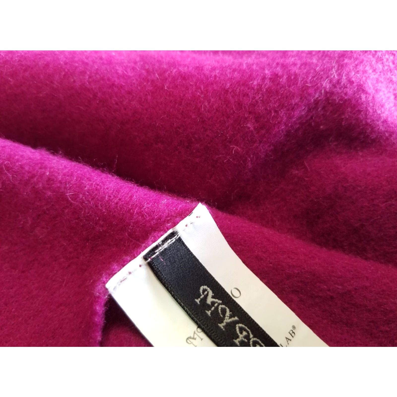 Vintage MYFENO MILANO ITALY Soft 100% Wool Rabbit Fur Wrap Shwal Blanket Pink Luxurious Blanket/Shawl/Scarf Women Pink Rose Knit Womens Size ONE SIZE - 2 Thumbnail