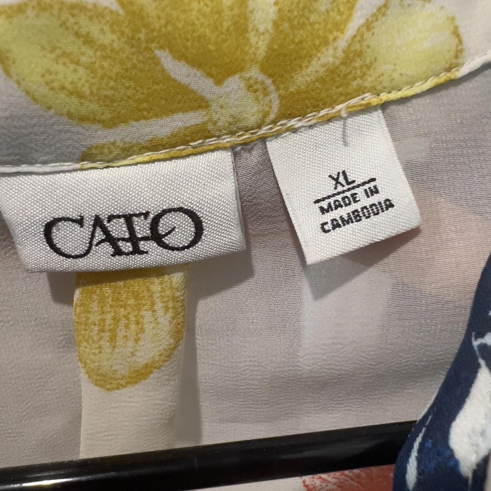 Cartoon Network Cato Women's Sleeveless Floral Button-Up Blouse XL Size XL / US 12-14 / IT 48-50 - 3 Thumbnail