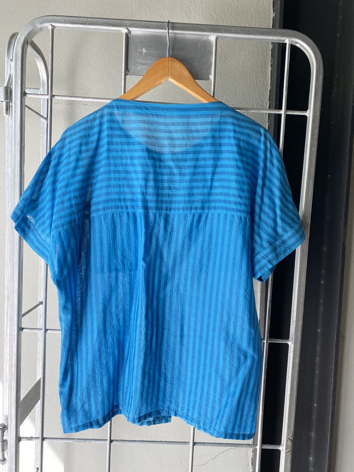 Dior Christian Dior Striped Blue blouse Size M / US 6-8 / IT 42-44 - 2 Thumbnail