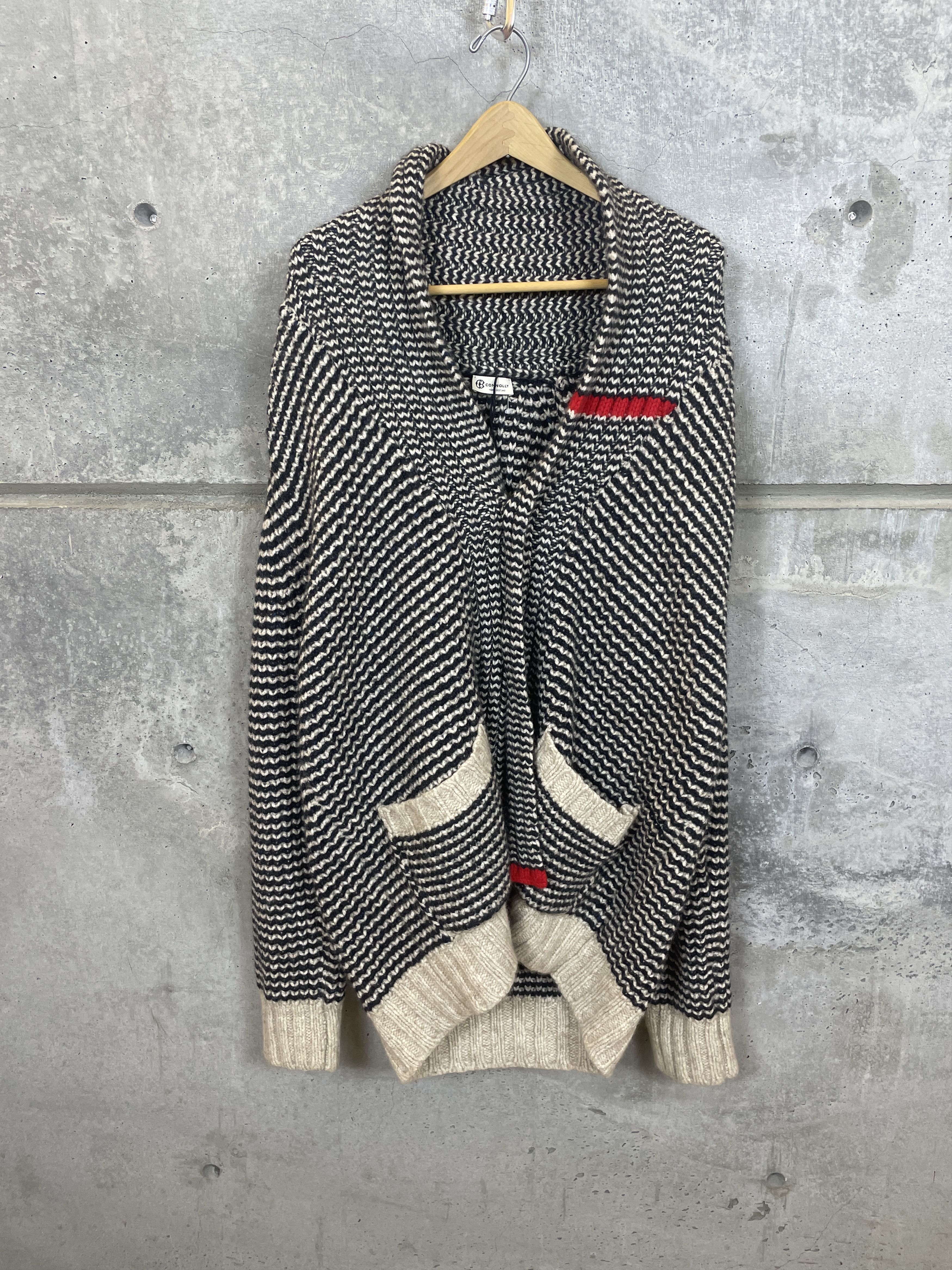 Other $2.8k Connolly Cashmere knit Cardigan sweater Size US XL / EU 56 / 4 - 1 Thumbnail