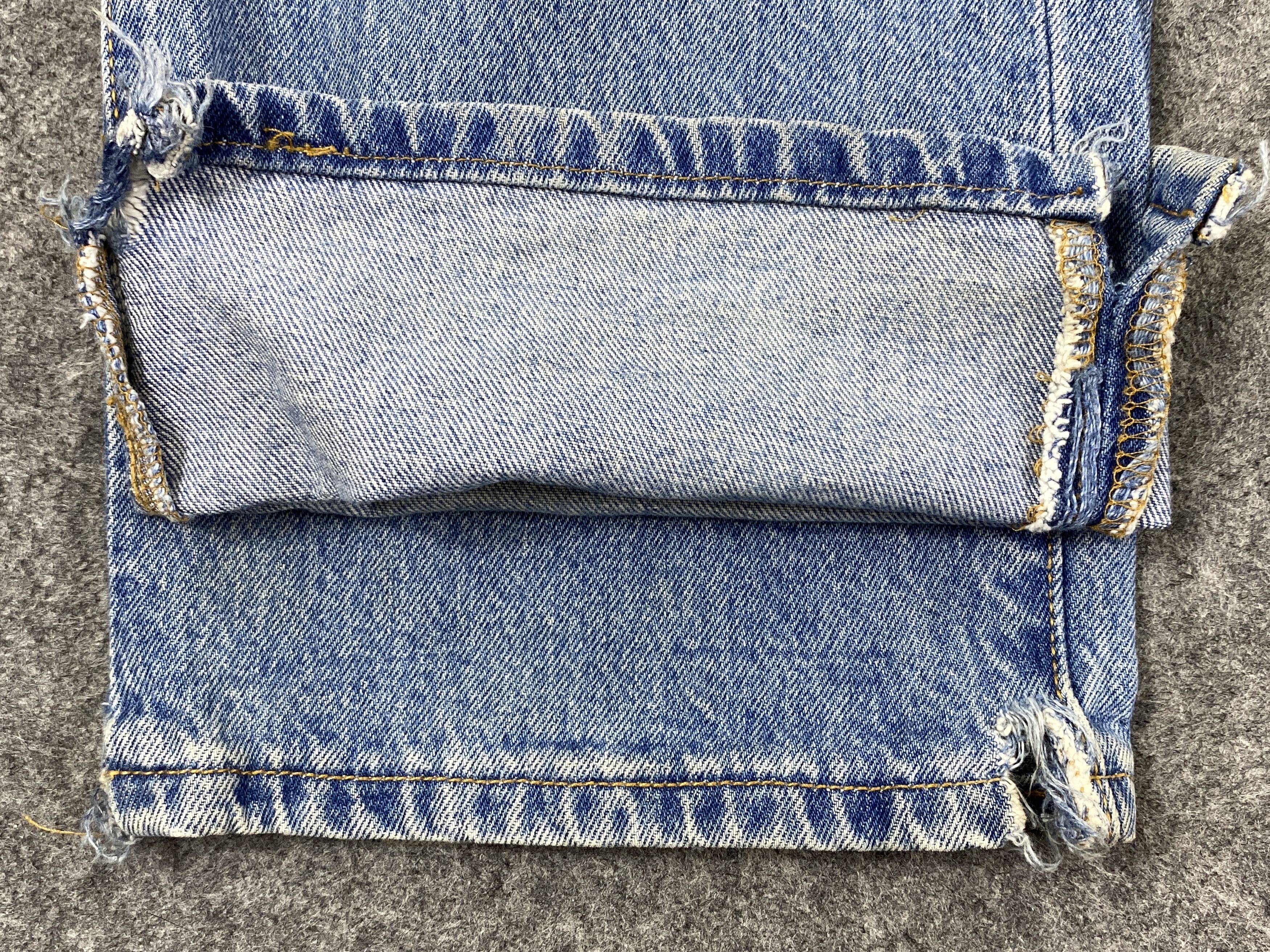 Levi's Blue Vintage Levi's 501 Jeans 37x34 Denim -JN1687 Size US 37 - 11 Thumbnail