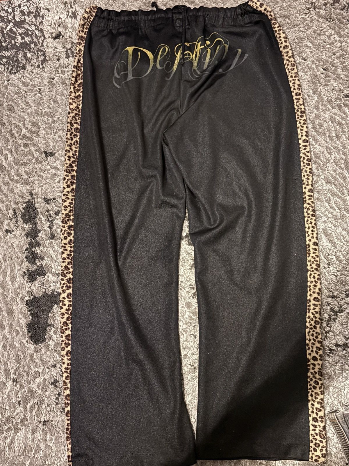 Tornado Mart Japanese brand cheeta print sweats Size US 30 / EU 46 - 3 Thumbnail
