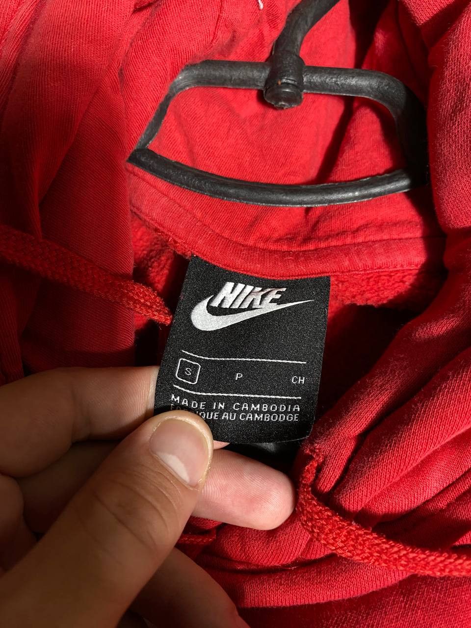 Nike vintage Nike big logo red Sweatshirt L.F.C. hoodie Y2K Size US S / EU 44-46 / 1 - 2 Thumbnail