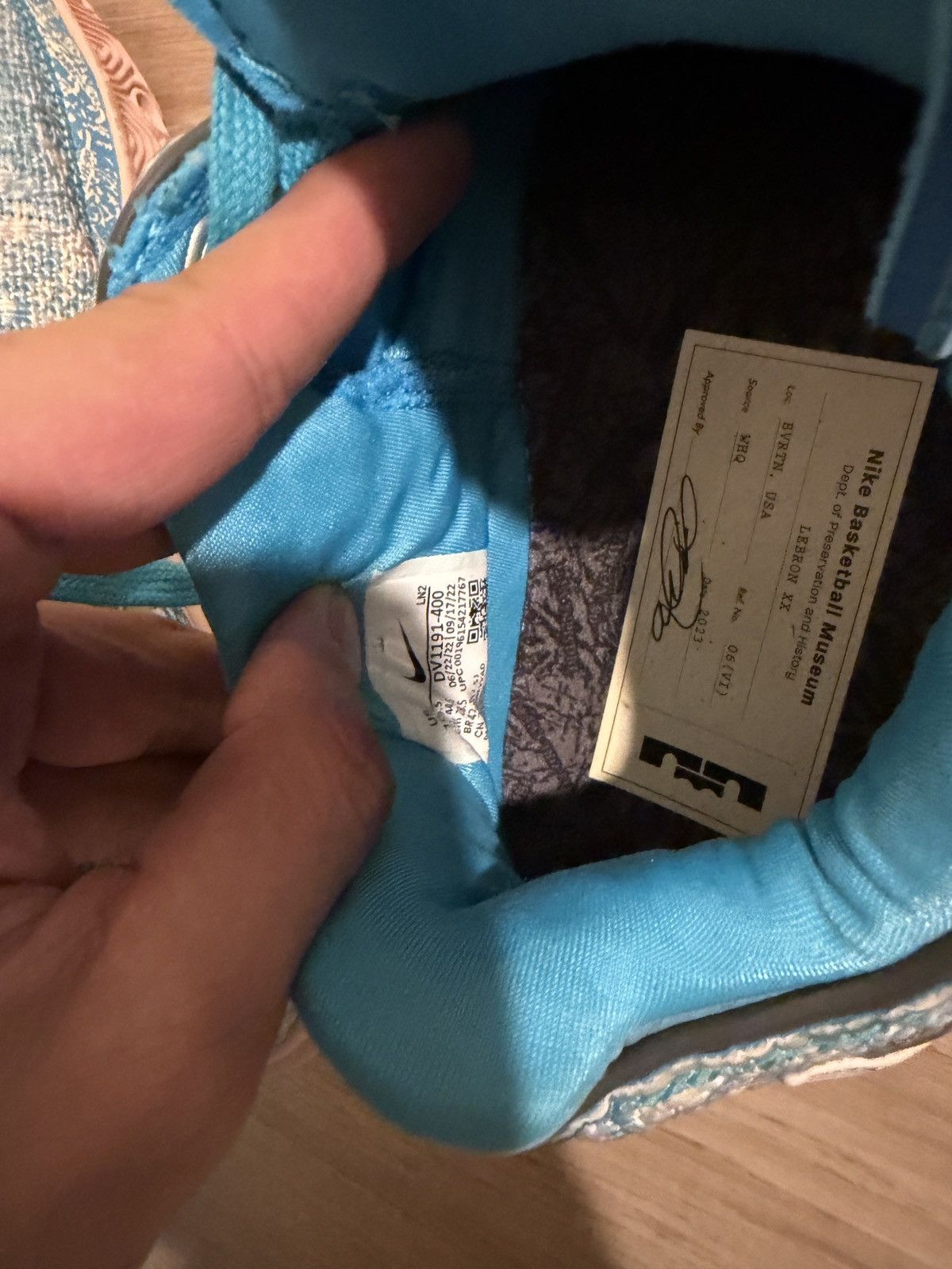 Nike Lebron 20 Sneakers Size US 10.5 / EU 43-44 - 6 Thumbnail