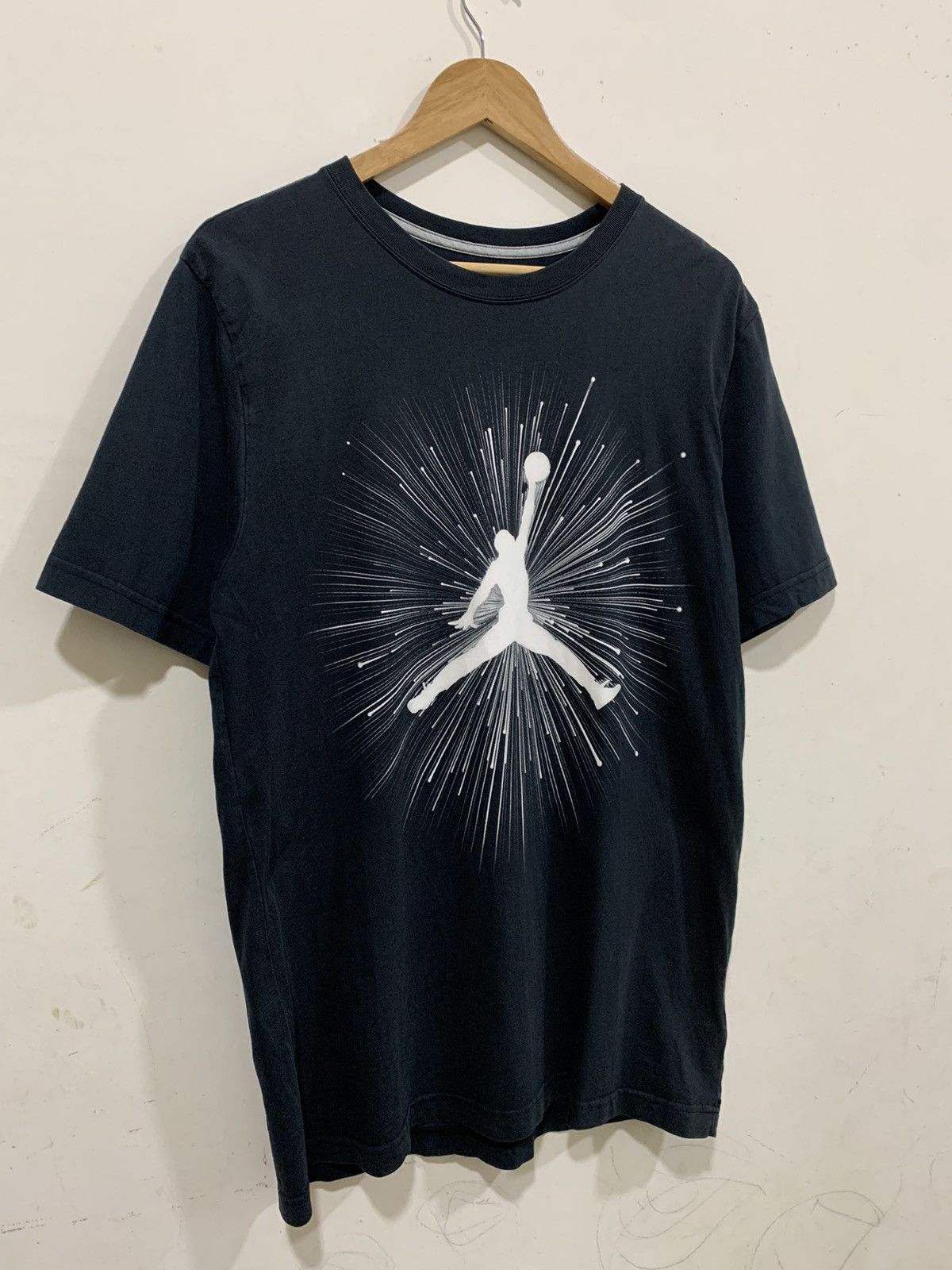 Jordan Brand × Nike × Vintage Vintage Air Jordan tee t-shirt Nike L Size US L / EU 52-54 / 3 - 3 Thumbnail