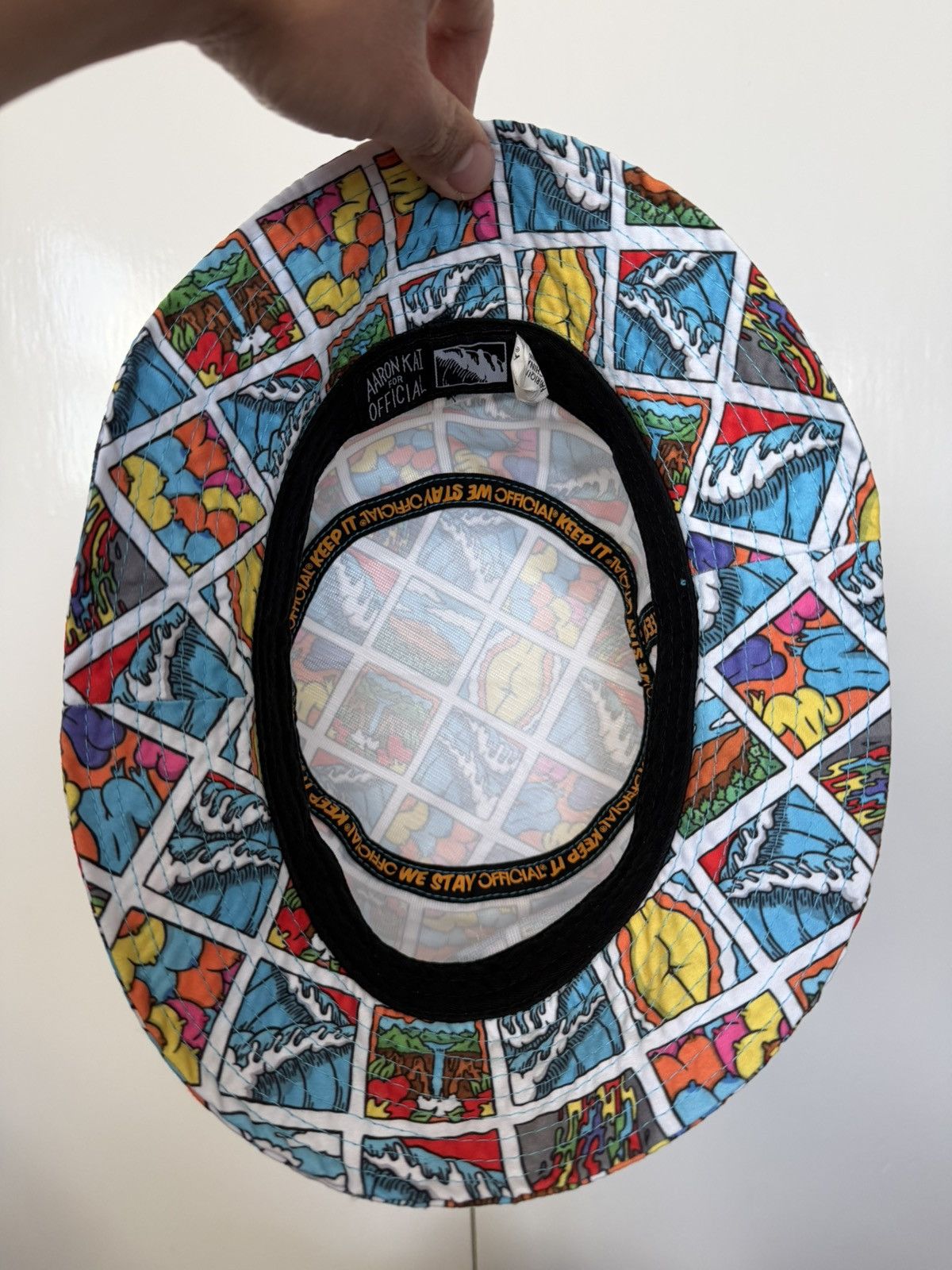 Aaron Kai AARON KAI FOR OFFICIAL BUCKET HAT ALL OVER POP ART ASS BOOBS Size ONE SIZE - 11 Thumbnail