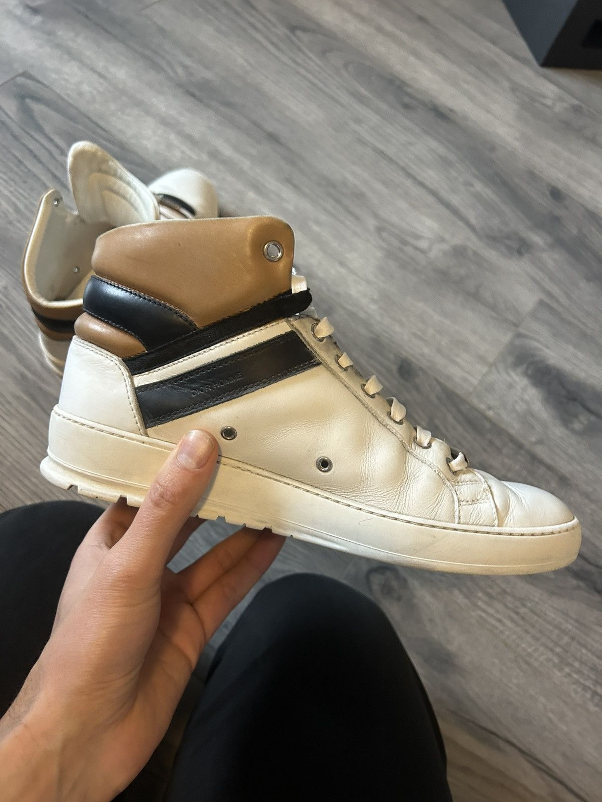 Dior Dior Homme High-Top Leather Sneakers in White and Tan Size US 8 / EU 41 - 14 Thumbnail