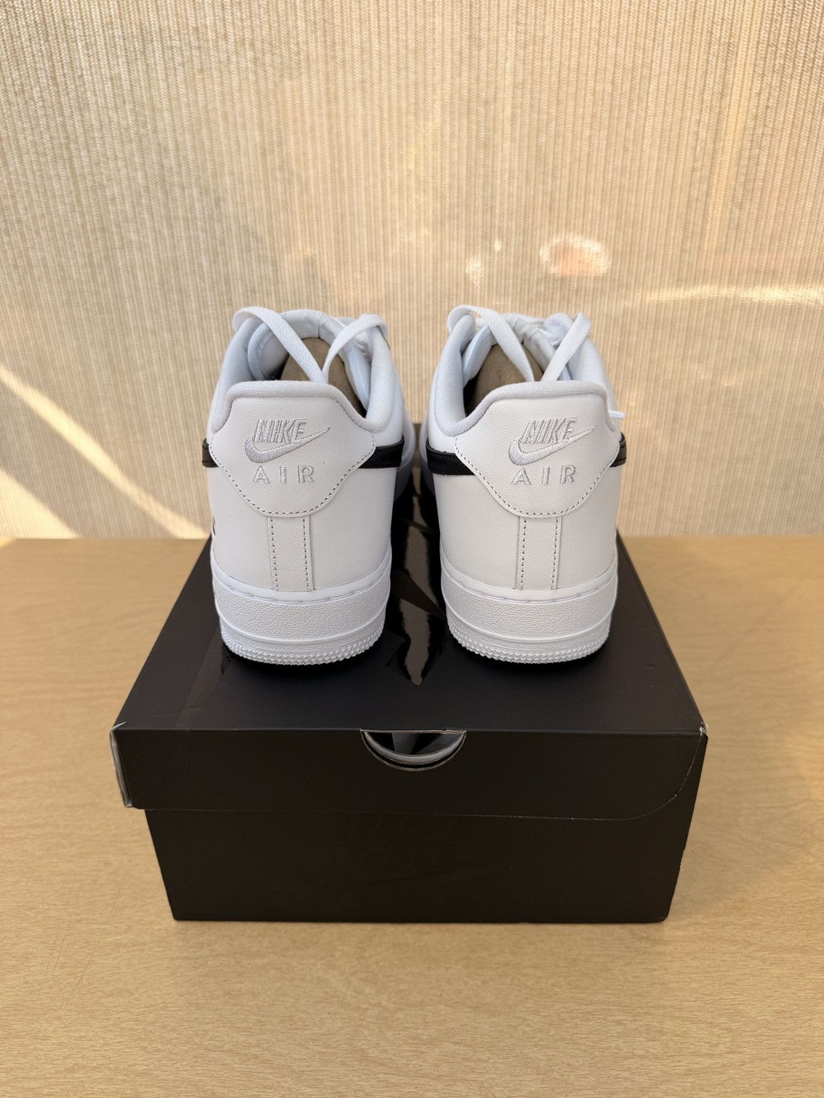 Nike × Supreme Nike Air Force 1 Low Supreme White Black Size US 10 / EU 43 - 7 Thumbnail