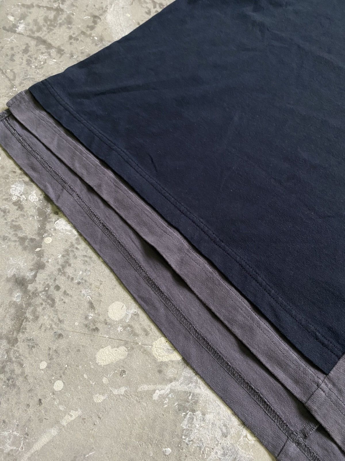 GU × Maison MIHARA YASUHIRO Maison Mihara Yasuhiro X GU Good Inspiration Double T Shirt Size US L / EU 52-54 / 3 - 7 Thumbnail