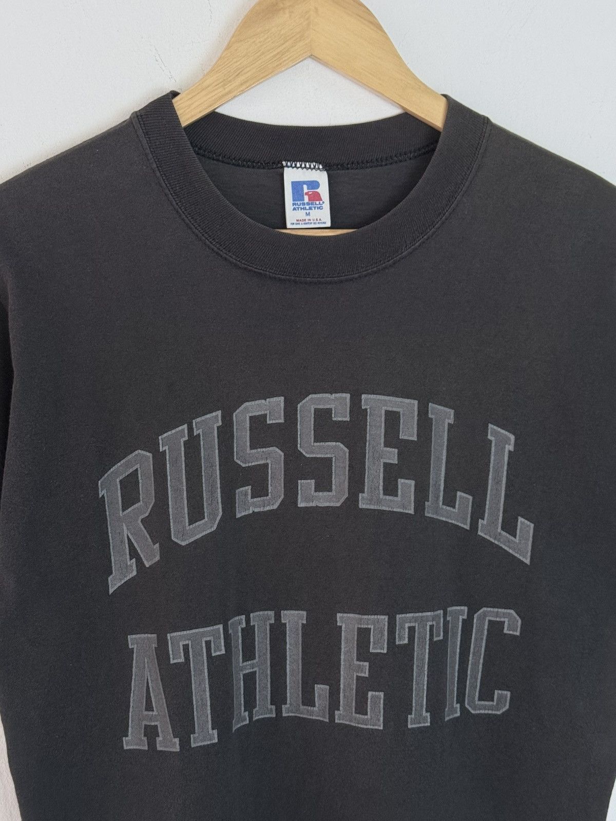 Russell Athletic 90’s Russel Athletic. Size US M / EU 48-50 / 2 - 4 Thumbnail
