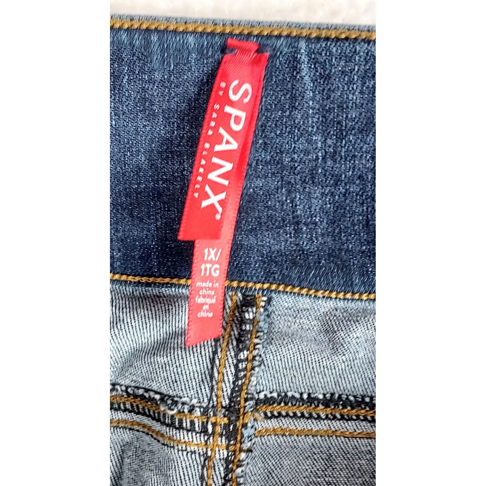 Spanx SPANX Jeans Womens 1X Blue Stretch Denim Shaping Skinny Jeggings Size 40" / US 18 - 3 Thumbnail
