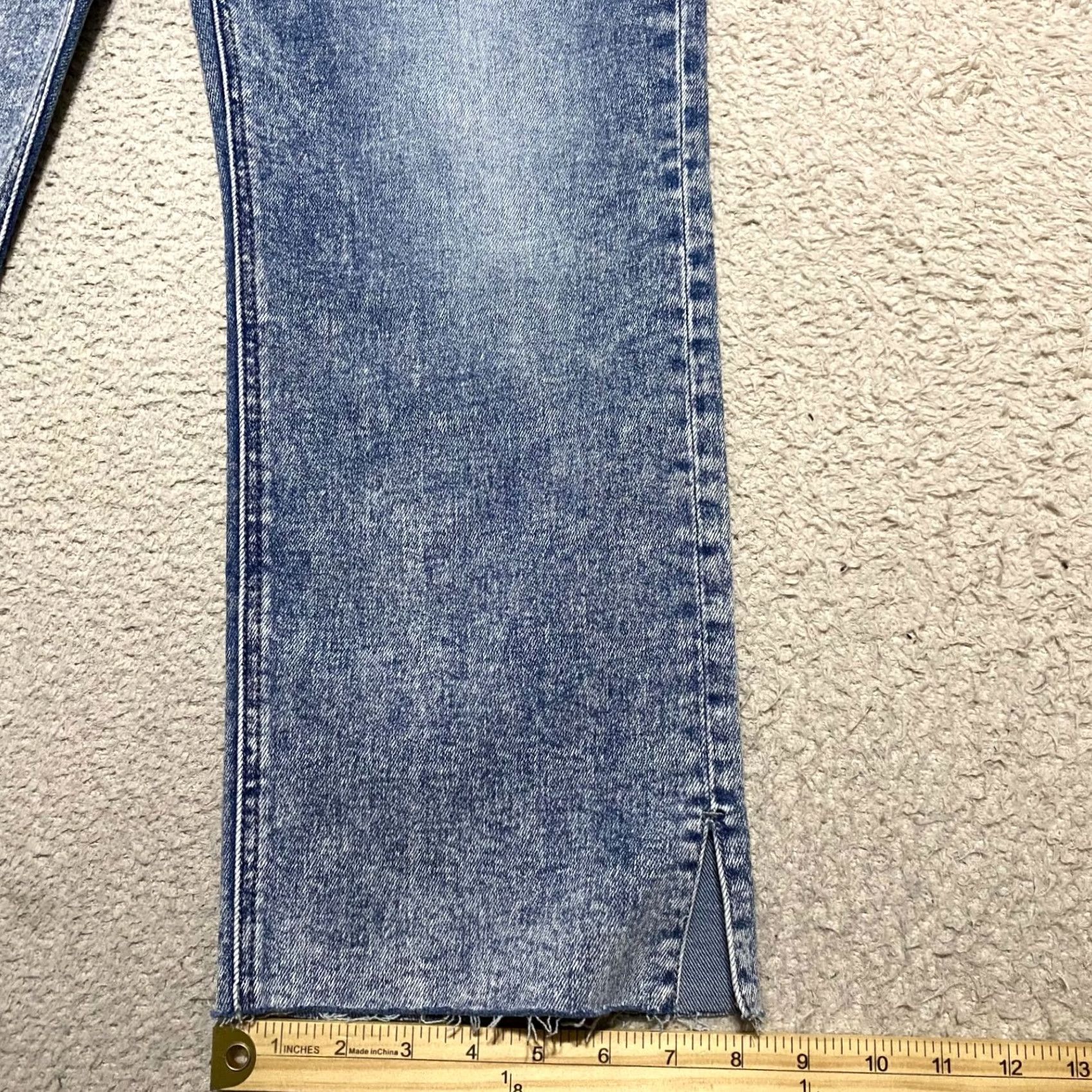 Vintage Kancan Jeans Blue Denim Medium Wash Cropped Straight Womens 31" 5-Pocket Inseam 24" High Rise Cotton Polyester Spandex Relaxed Regular Accessories N/A Size 24" / US 00 / IT 34 - 5 Thumbnail