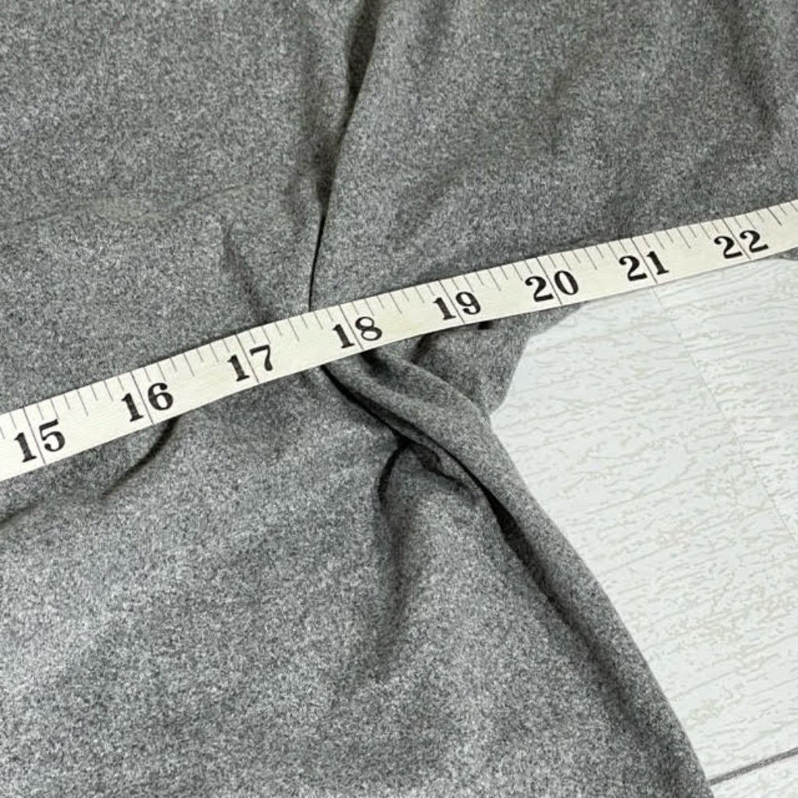 Other Fashion Nova Gray Oversized Cropped Twisted Back Tee Size M / US 6-8 / IT 42-44 - 7 Thumbnail