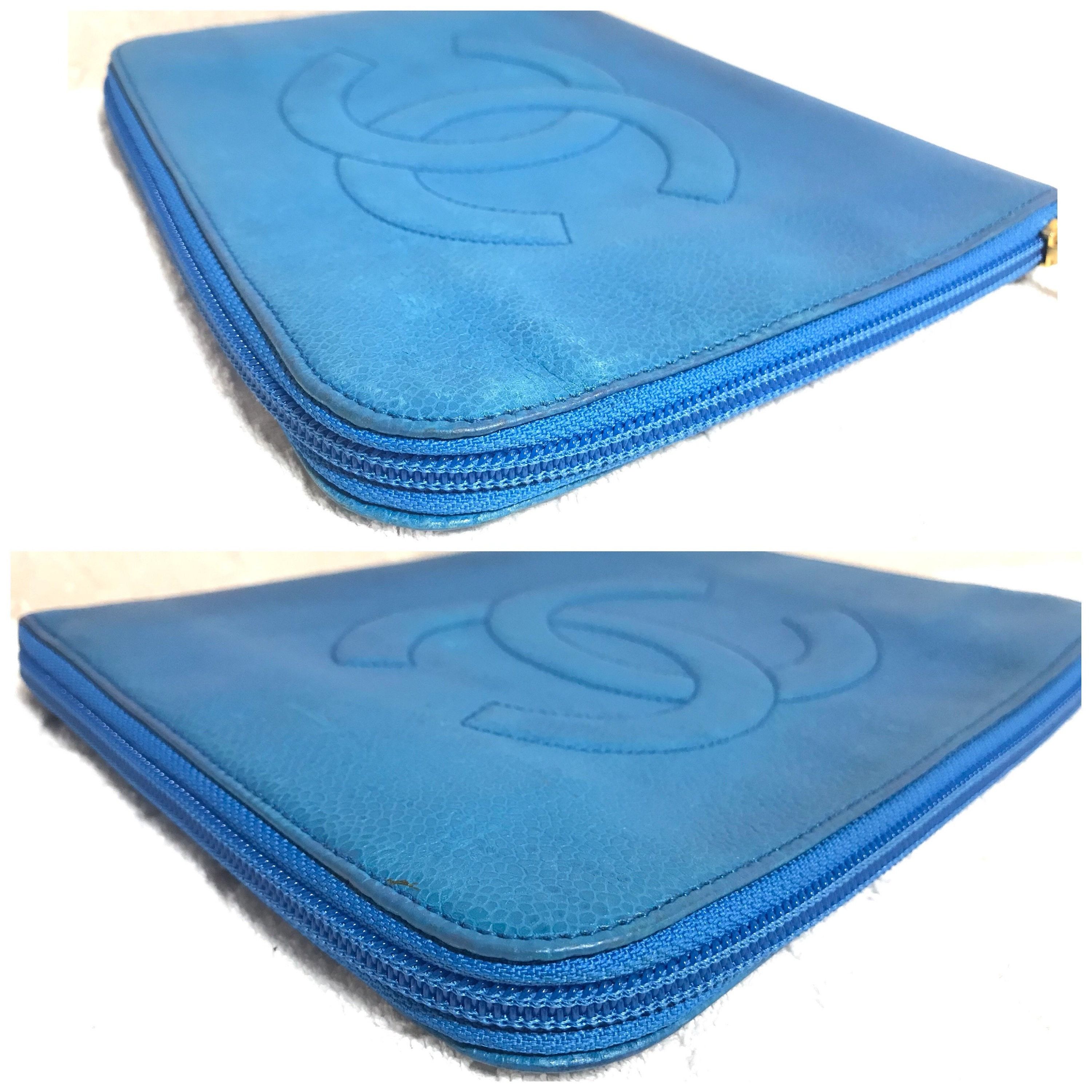 Chanel Vintage CHANEL blue caviar clutch bag, iPhone case, wallet. Size ONE SIZE - 6 Thumbnail