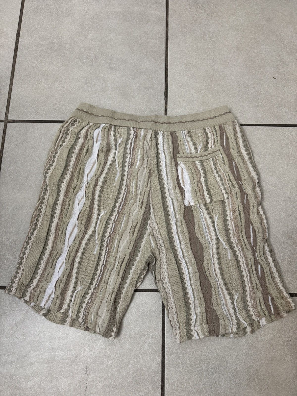 Supreme coogie shorts tan