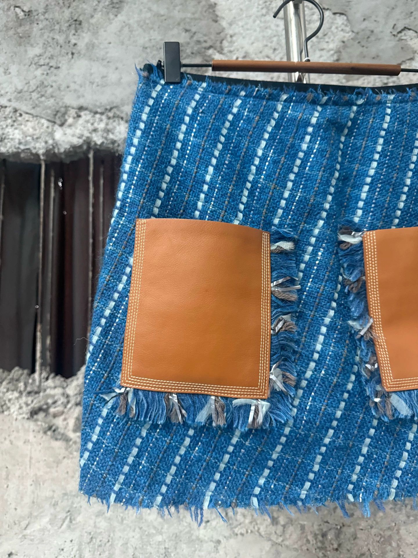 Loewe loewe leather mini skirt Size 38" / US 16 / IT 52 - 3 Thumbnail