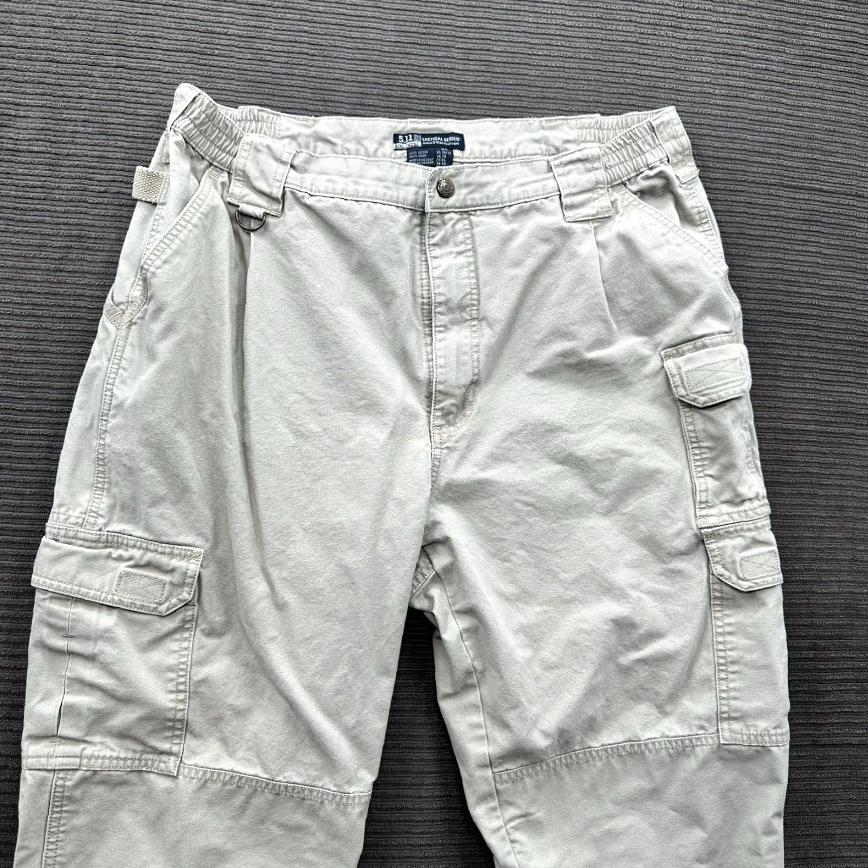 Vintage 5.11 Tactical Pants Men 38/34 Tan Cotton Polyester Cargo Straight Regular Inseam 31 35 Waist USA Outdoors Workwear Size US 38 / EU 54 - 6 Thumbnail