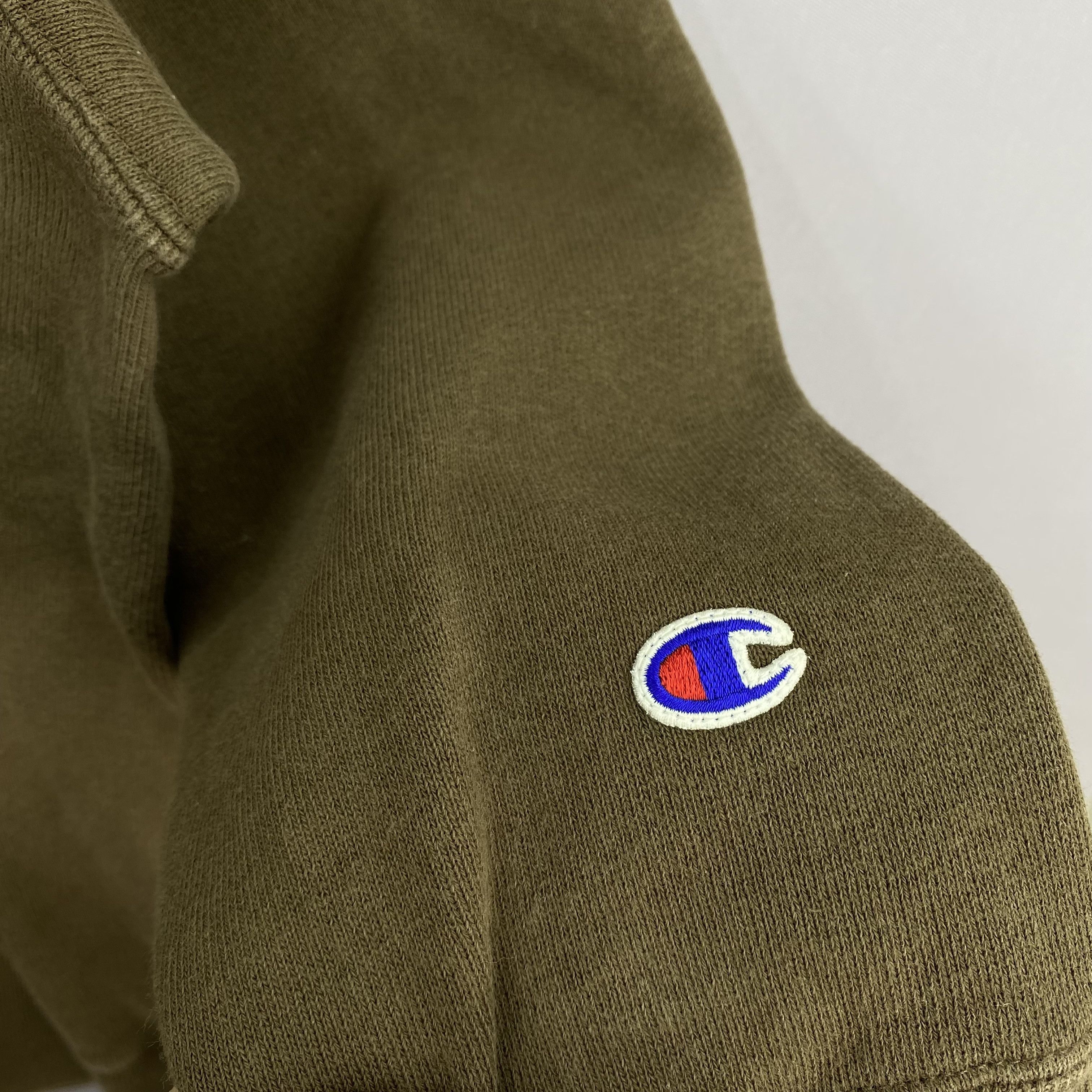 Champion Vintage Champion Reverse Weave Hoodie Sweatshirt Pullover Size US L / EU 52-54 / 3 - 4 Thumbnail