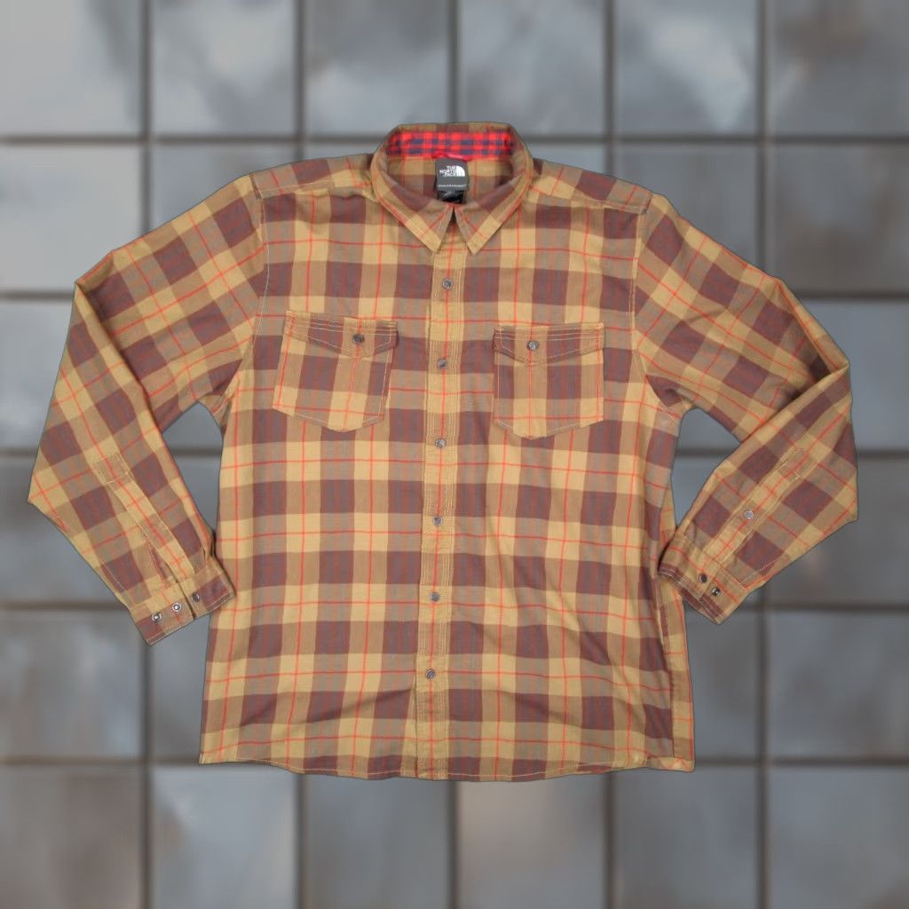 The North Face The North Face Shirt Mens Large Brown Button Up Snap Front Hike Workwear Travel Size US L / EU 52-54 / 3 - 1 Thumbnail