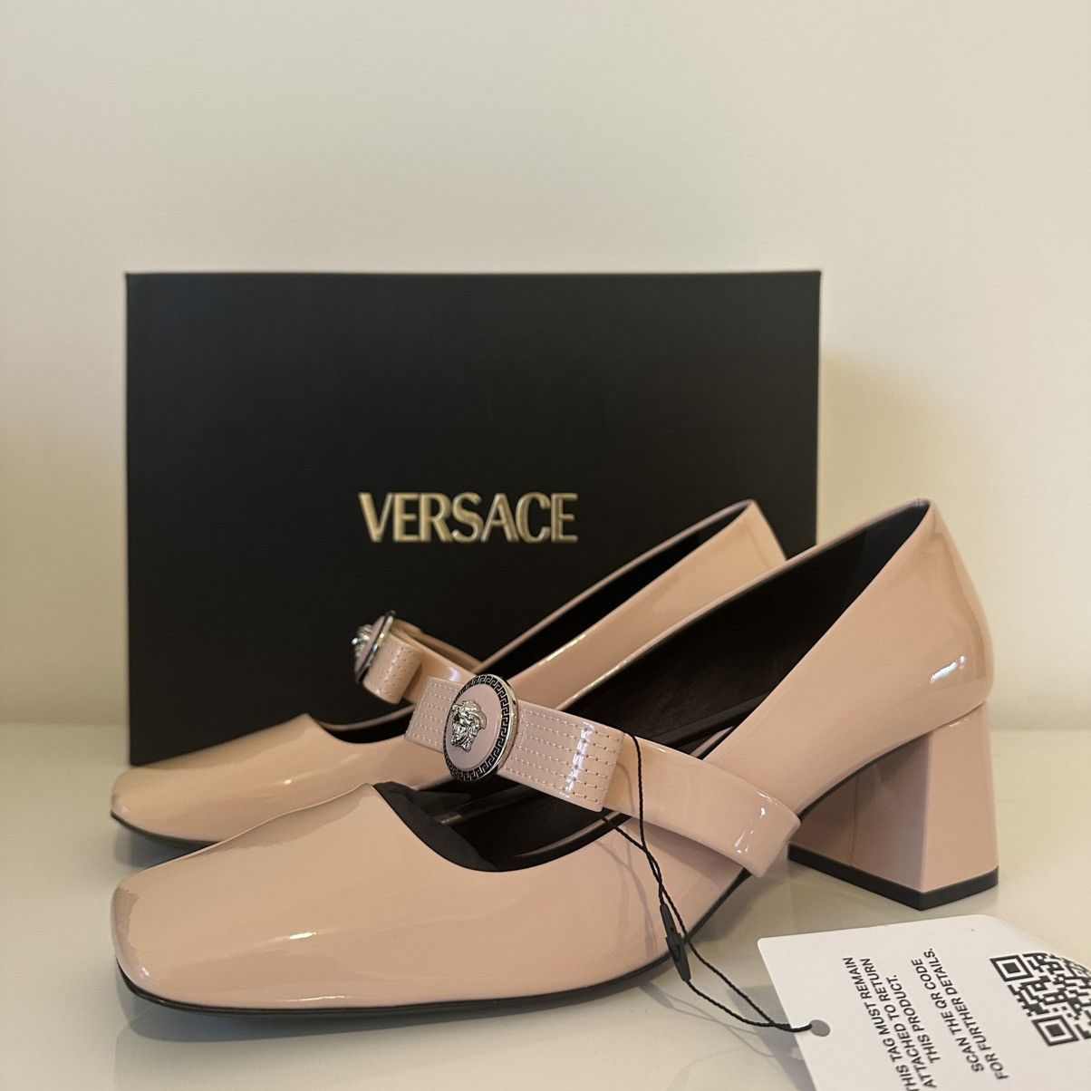 Versace VERSACE Bow-Embellished Mary-Jane Leather Pumps Size US 10 / IT 40 - 2 Thumbnail