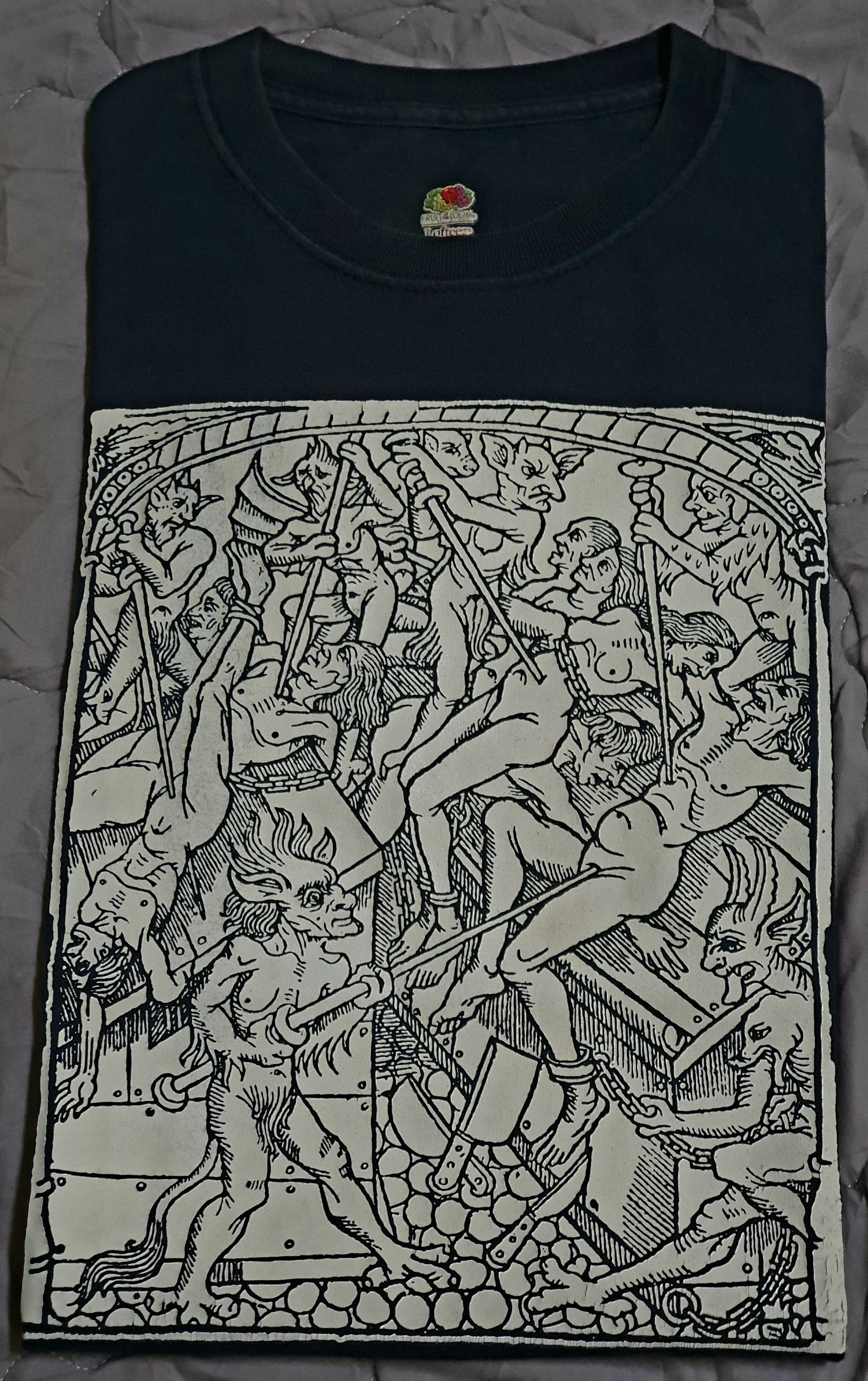 Band Tees Fruit of the Loom -(vintage/rock band/Slayer/7 deadly sins) Size US S / EU 44-46 / 1 - 3 Thumbnail