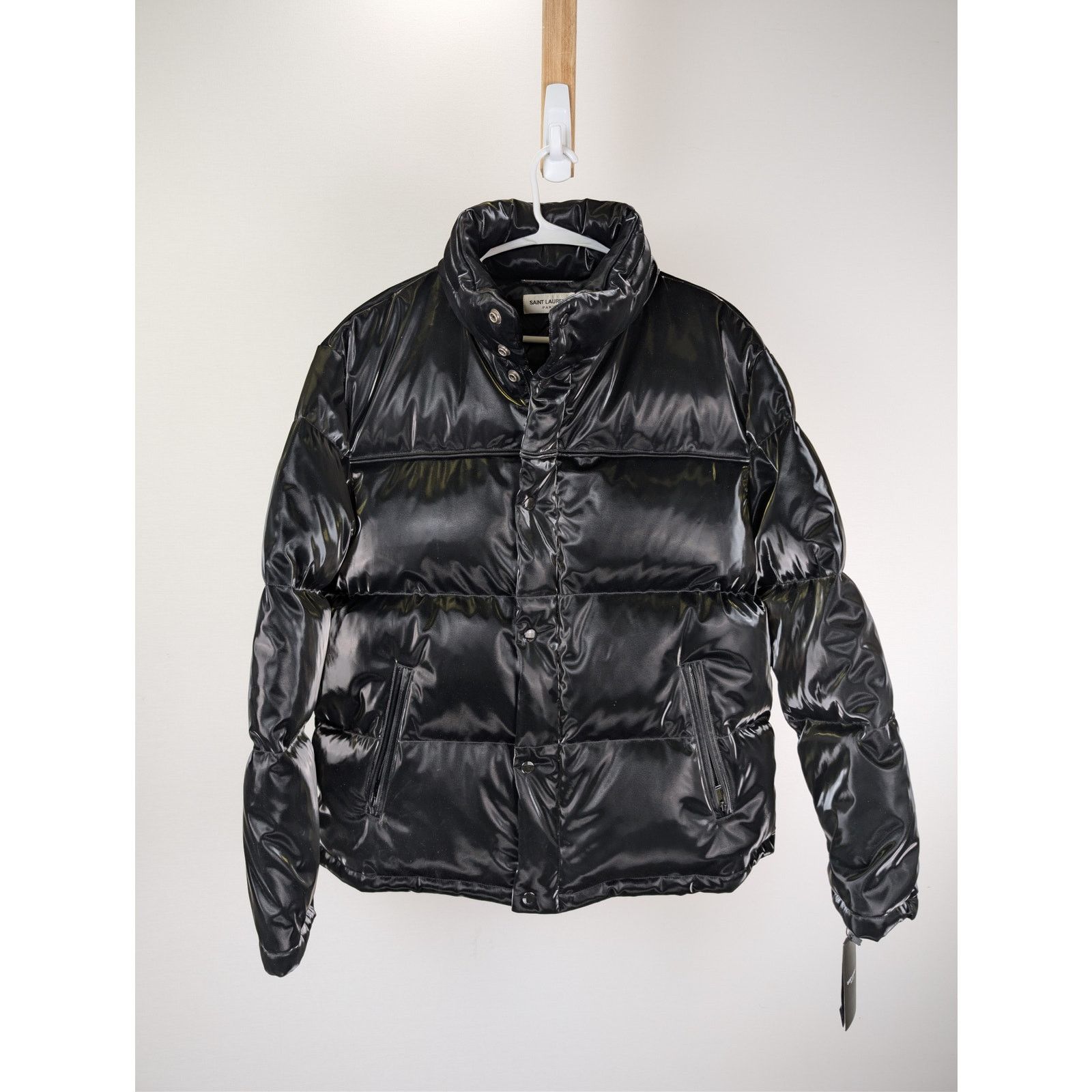 Saint Laurent Paris o1rshd1 CC20 Lacquered Down Puffer Jacket in black technical Size US M / EU 48-50 / 2 - 10 Thumbnail