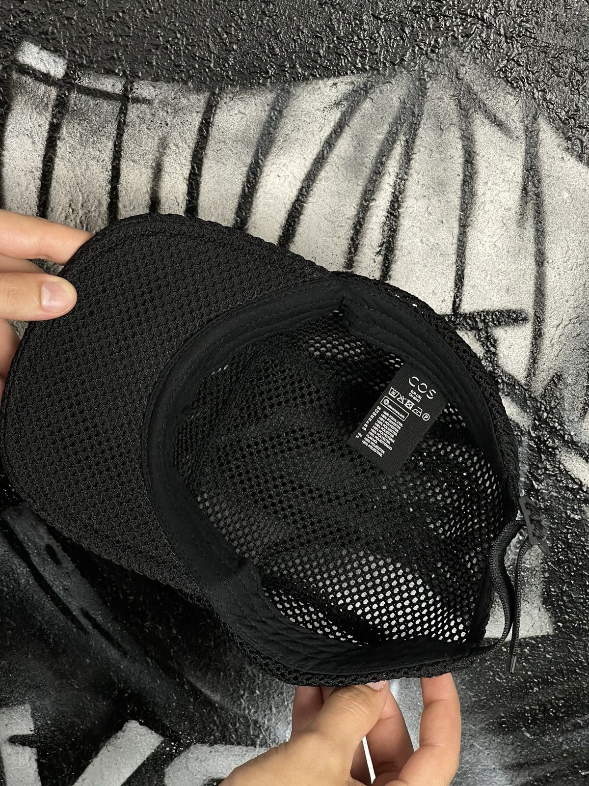 Cos COS Black Mesh 5 Panel Cap Size ONE SIZE - 8 Thumbnail