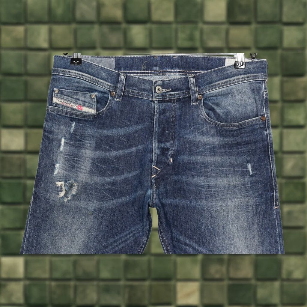 Diesel DIESEL Tepphar 0833F STRETCH Slim Carrot Jeans Men Size 32/34 W32 L34 DZ3620 Blue Medium 5-Pocket Jeans Mens Size US 32 / EU 48 - 1 Thumbnail