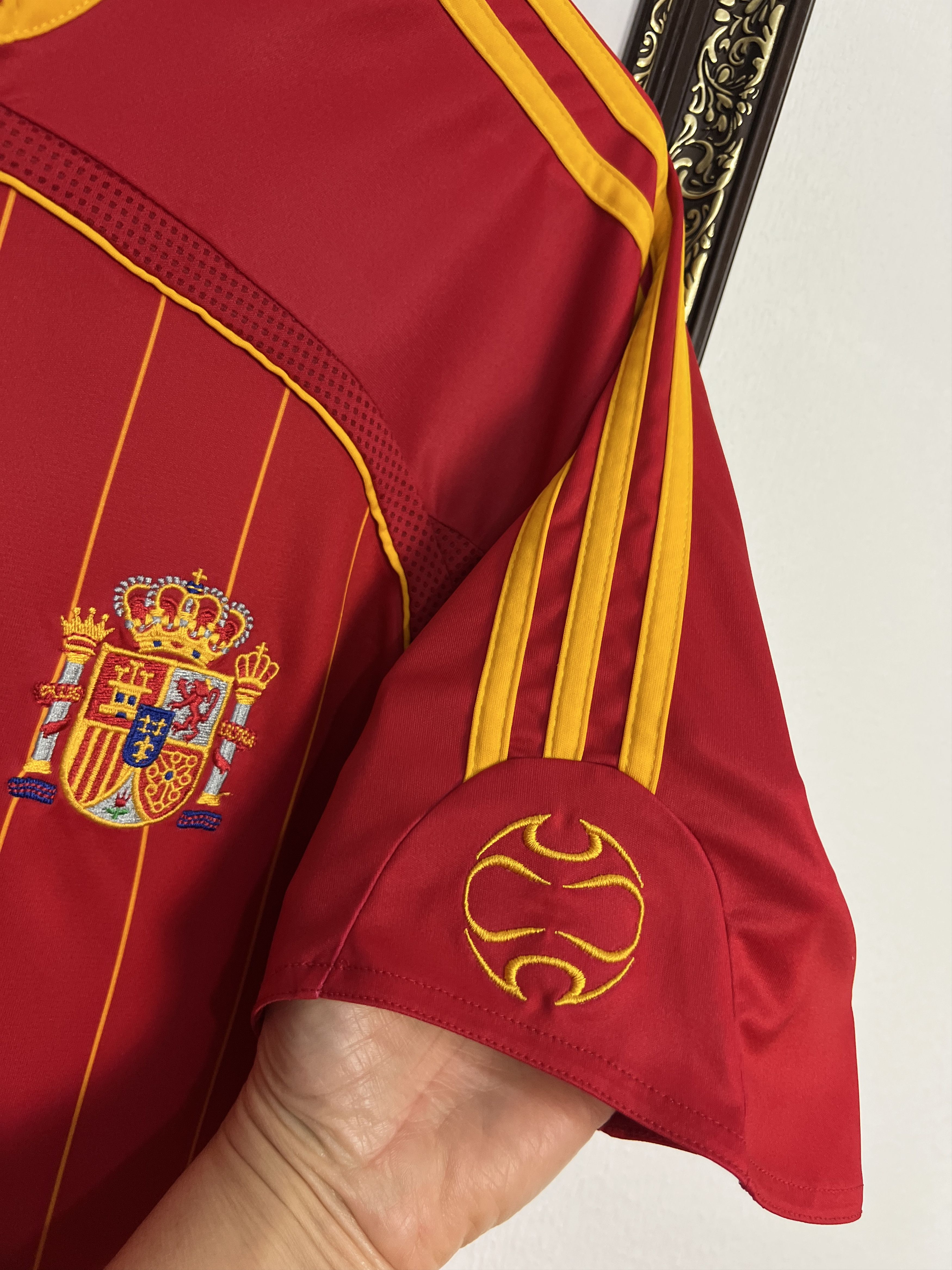 Adidas Spain Home football shirt 2005 Soccer #7 Raul Jersey Trikot Size US L / EU 52-54 / 3 - 4 Thumbnail