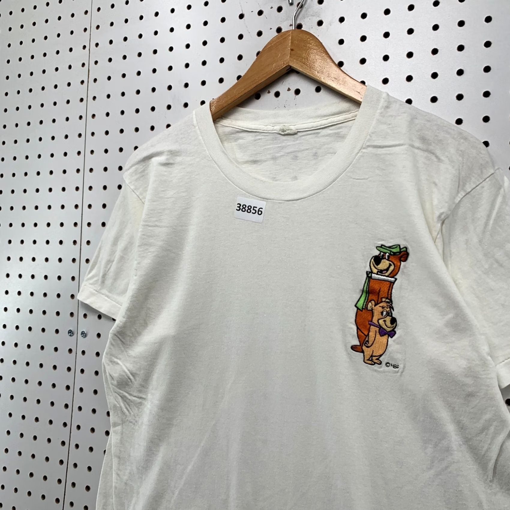 Vintage VINTAGE 80s Yogi Bear Shirt Mens Large White Single Stitch Short Sleeve Size US L / EU 52-54 / 3 - 6 Thumbnail