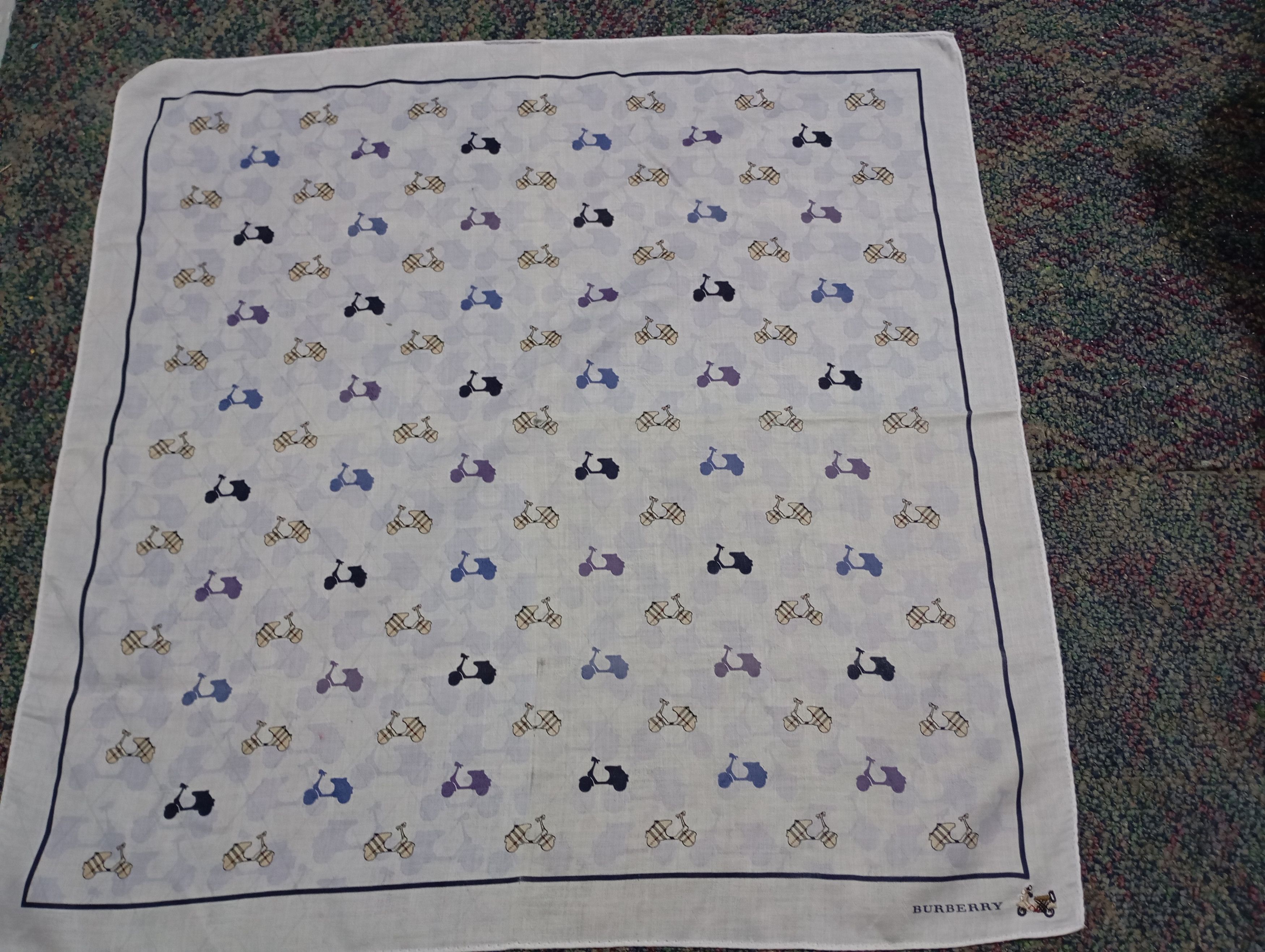 Burberry × Vintage Burberrys Handkerchief Neckerchief Pocketsquare Size ONE SIZE - 1 Thumbnail
