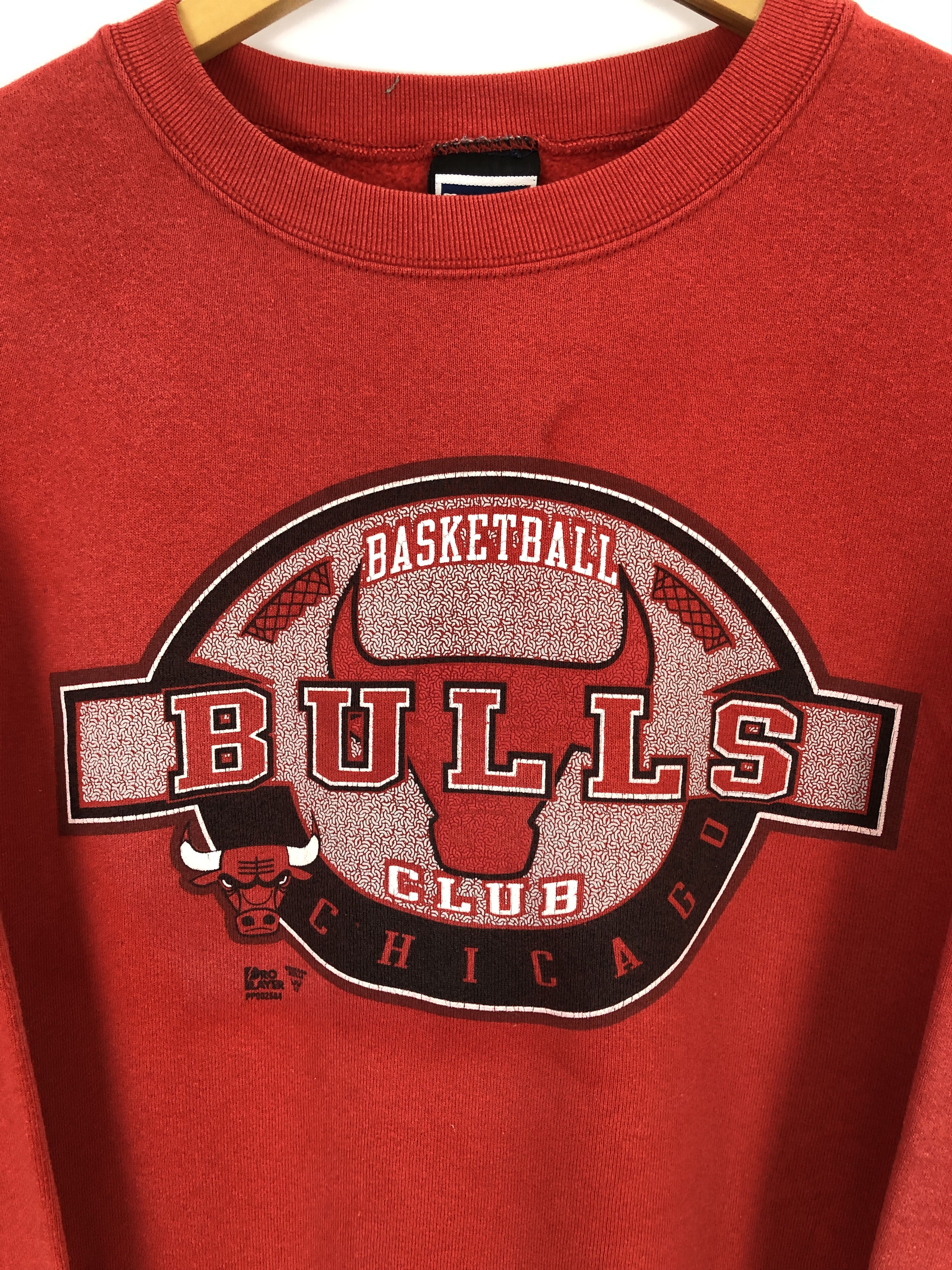NBA × Vintage Vintage 90s NBA Chicago Bulls Crewneck Sweatshirt J1717 Size US L / EU 52-54 / 3 - 7 Thumbnail