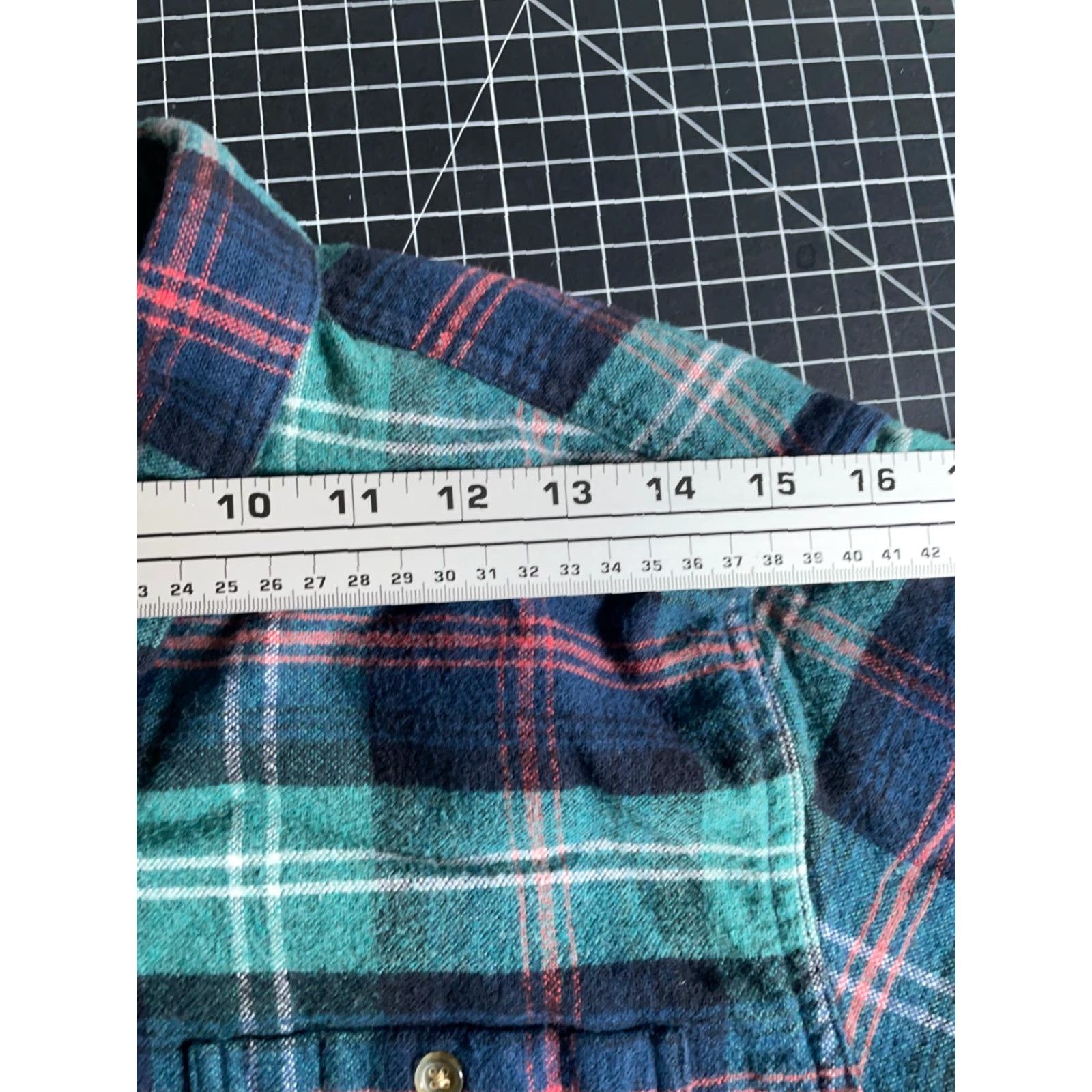 J.Crew VINTAGE J.CREW Wool Blend Flannel Shirt Men's Medium Green Plaid Suede Elbow Patches Size US M / EU 48-50 / 2 - 7 Thumbnail