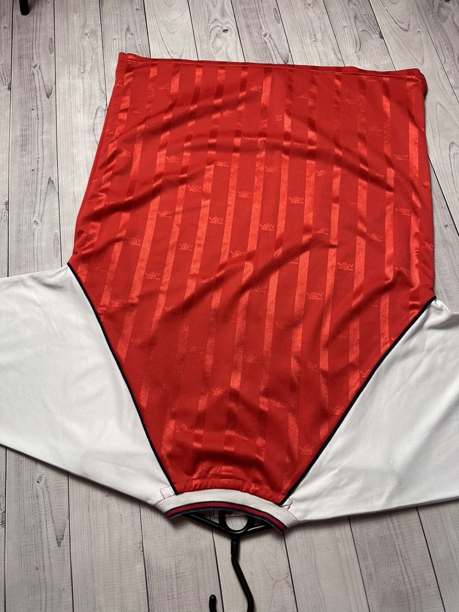 Vintage Vintage Arsenal soccer jersey size L JVC retro size L Size US L / EU 52-54 / 3 - 7 Thumbnail
