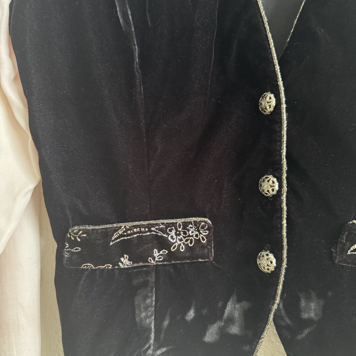 Vintage TRÈS PAQUETTE Vintage Black White Velvet Button Up Blouse Size M / US 6-8 / IT 42-44 - 6 Thumbnail
