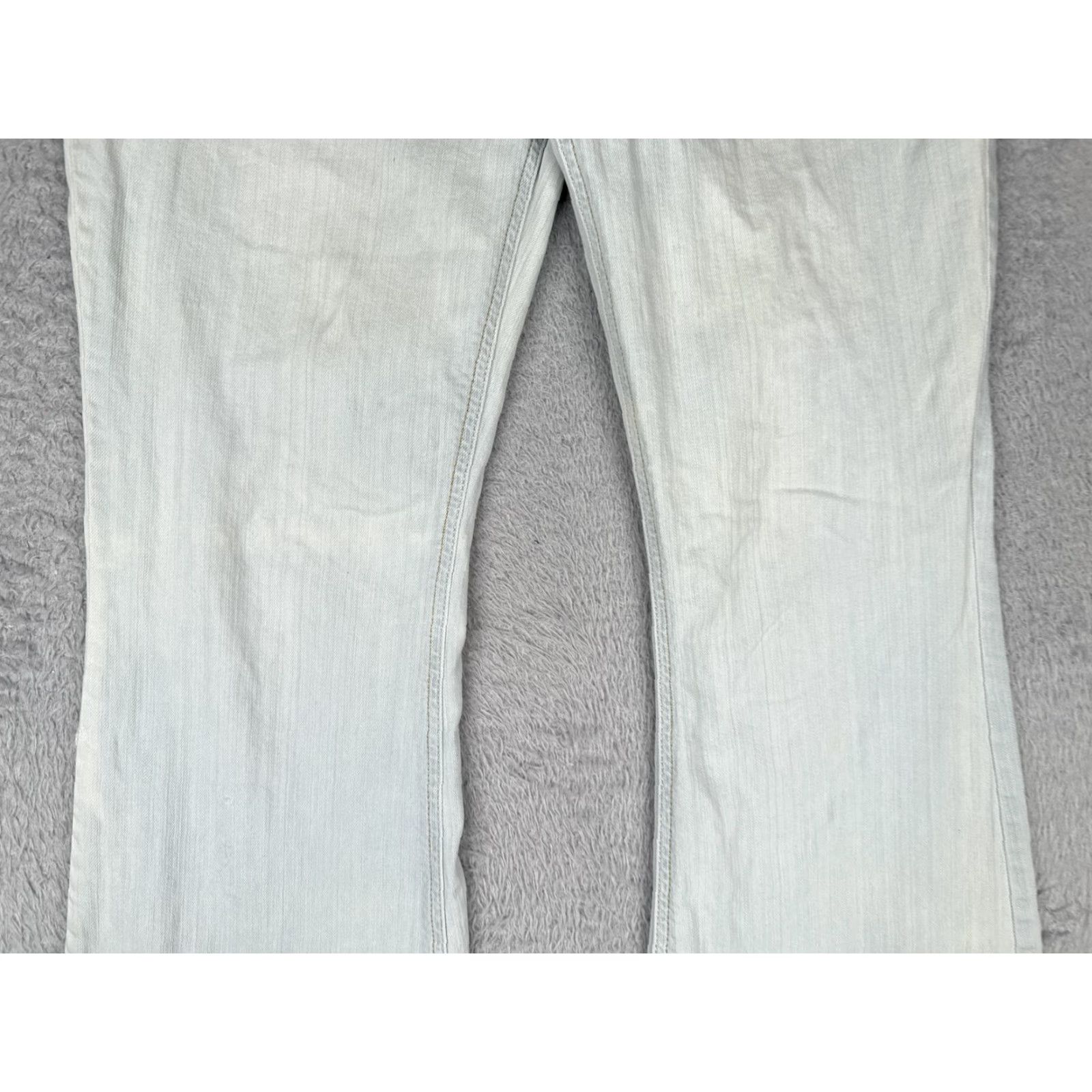Vintage L.e.i. Sophia Hiphugger Flare Jeans Womens 12 Light Blue Wash Denim 5-Pocket Stretch Low Rise Flared 99% Cotton 1% Spandex Size 24" / US 00 / IT 34 - 3 Thumbnail
