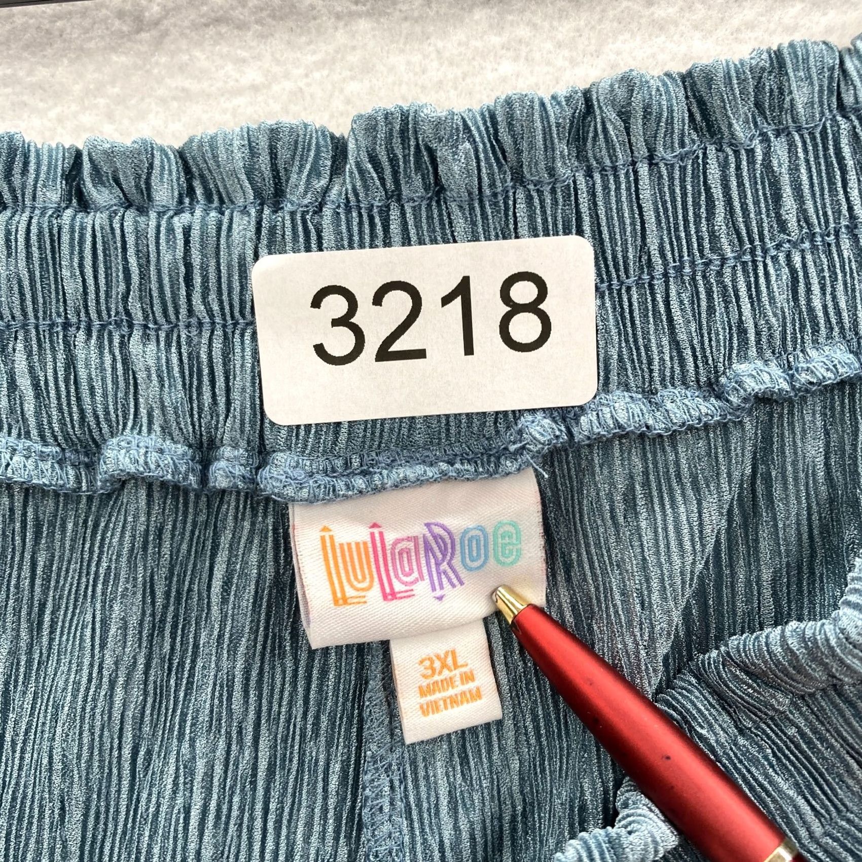 Vintage LuLaRoe Womens 3XL Blue Flowy Wide-Leg Pants Pull On 100% Polyester Regular Size Stretch Pockets Size 27" / US 4 / IT 40 - 4 Thumbnail