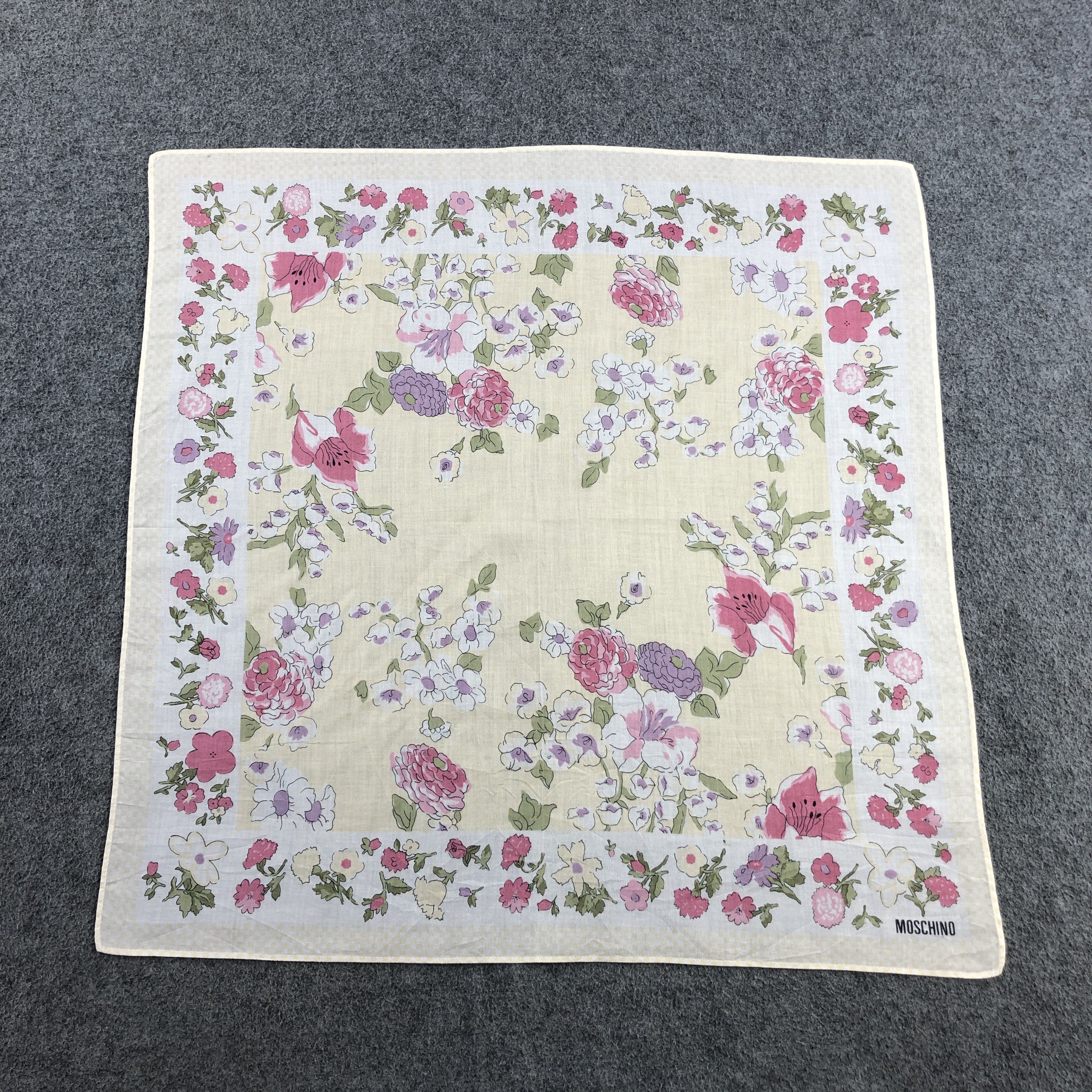 Moschino × Vintage Moschino Handkerchief Neckerchief Bandana H2727 Size ONE SIZE - 2 Thumbnail
