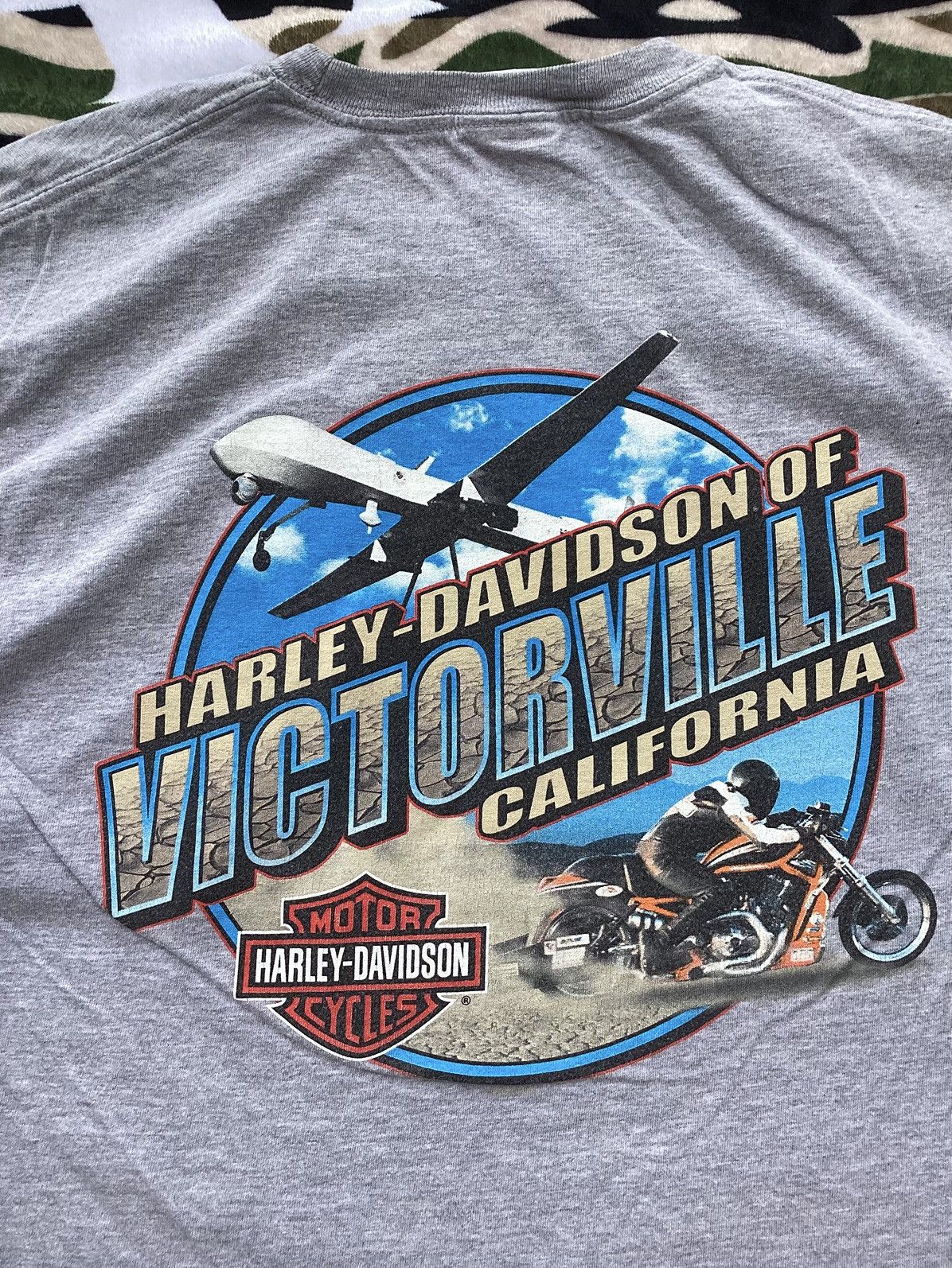 Harley Davidson × Vintage Y2K Harley Davidson motorcycle company Victorville Cali Tee Size US L / EU 52-54 / 3 - 2 Thumbnail